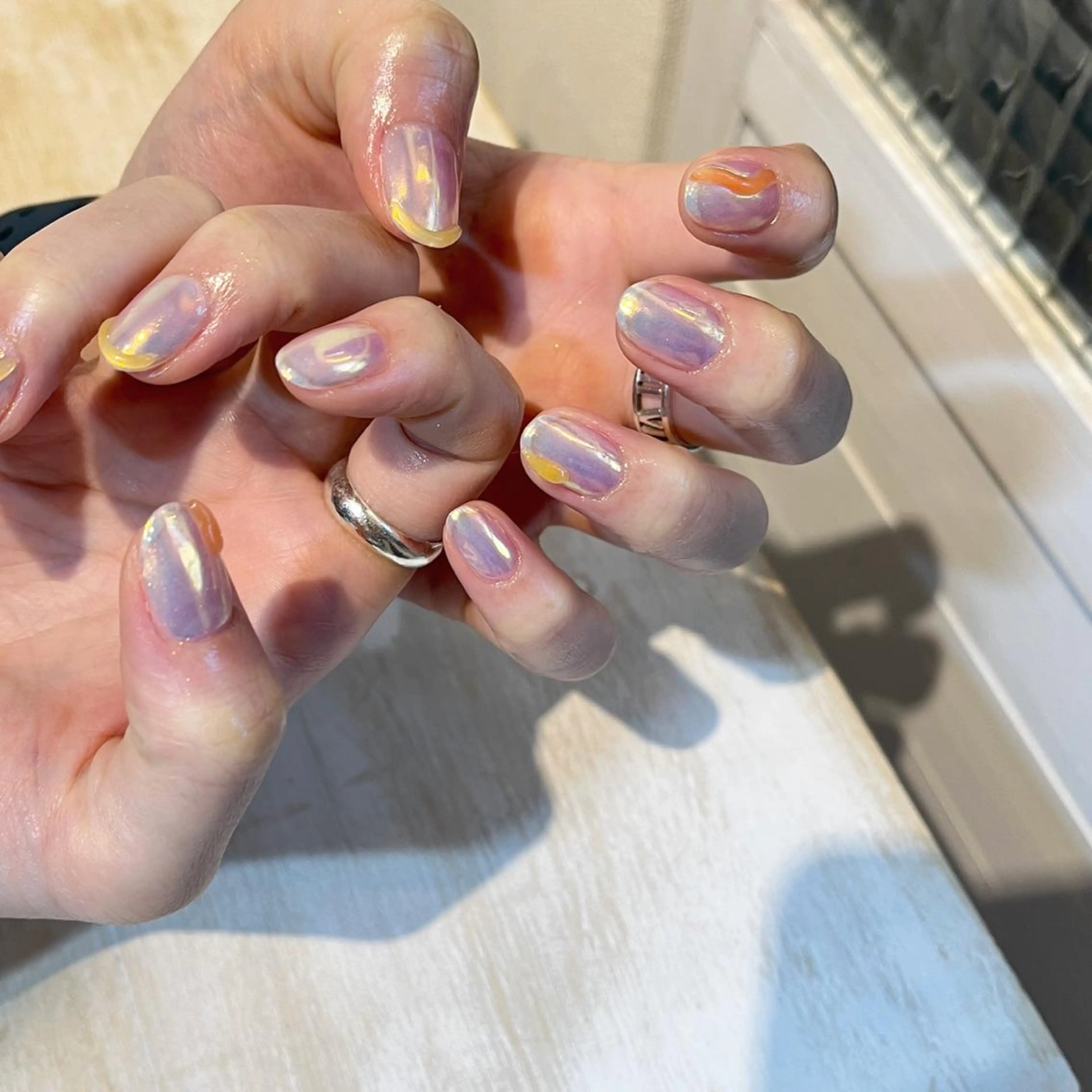 ネイル オーロラネイル ぷっくりネイル フリーランス¨̮⃝ ネイリストOKADAのネイルデザイン