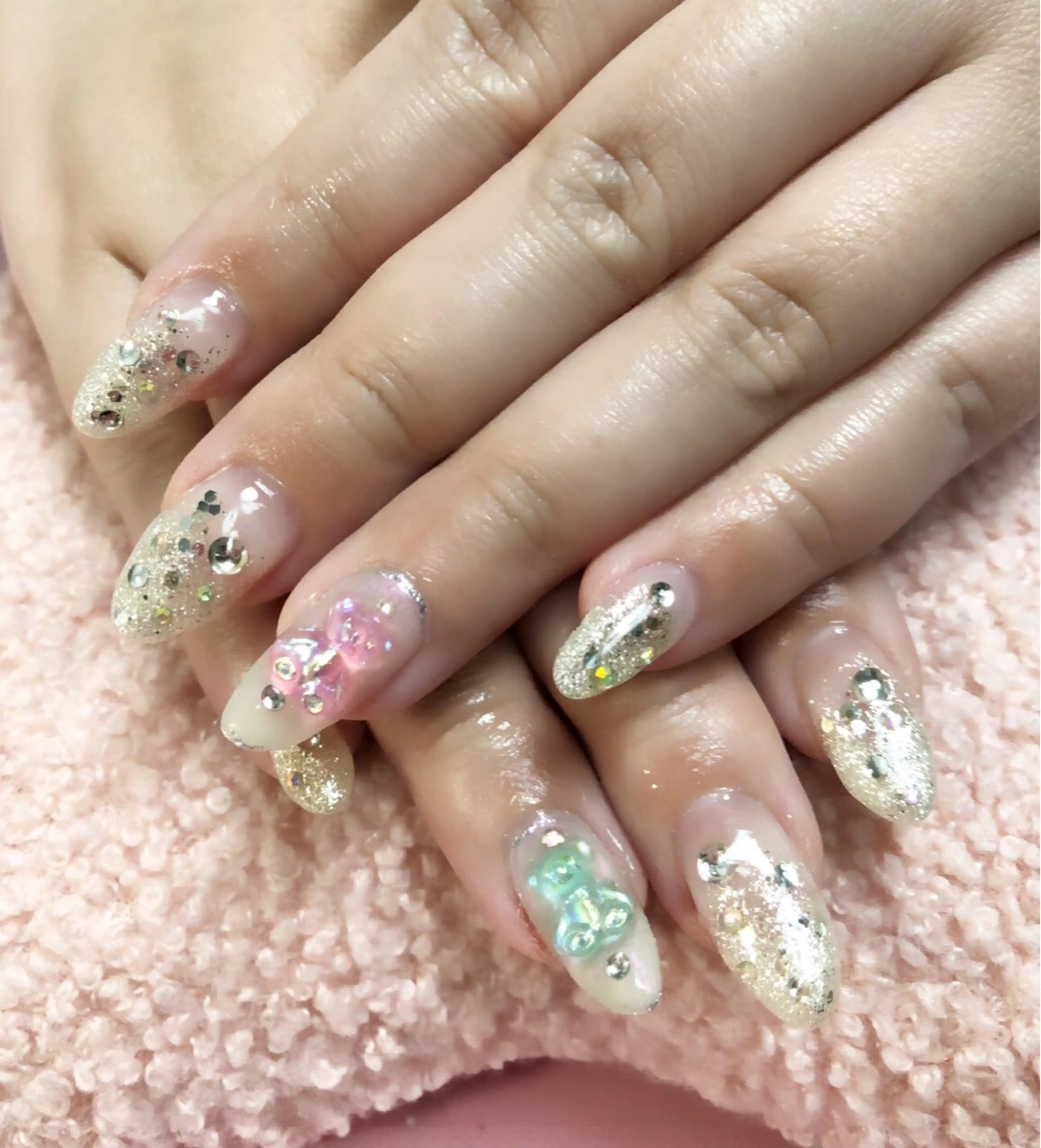 ネイル ＧＬAD グラットのネイルデザイン