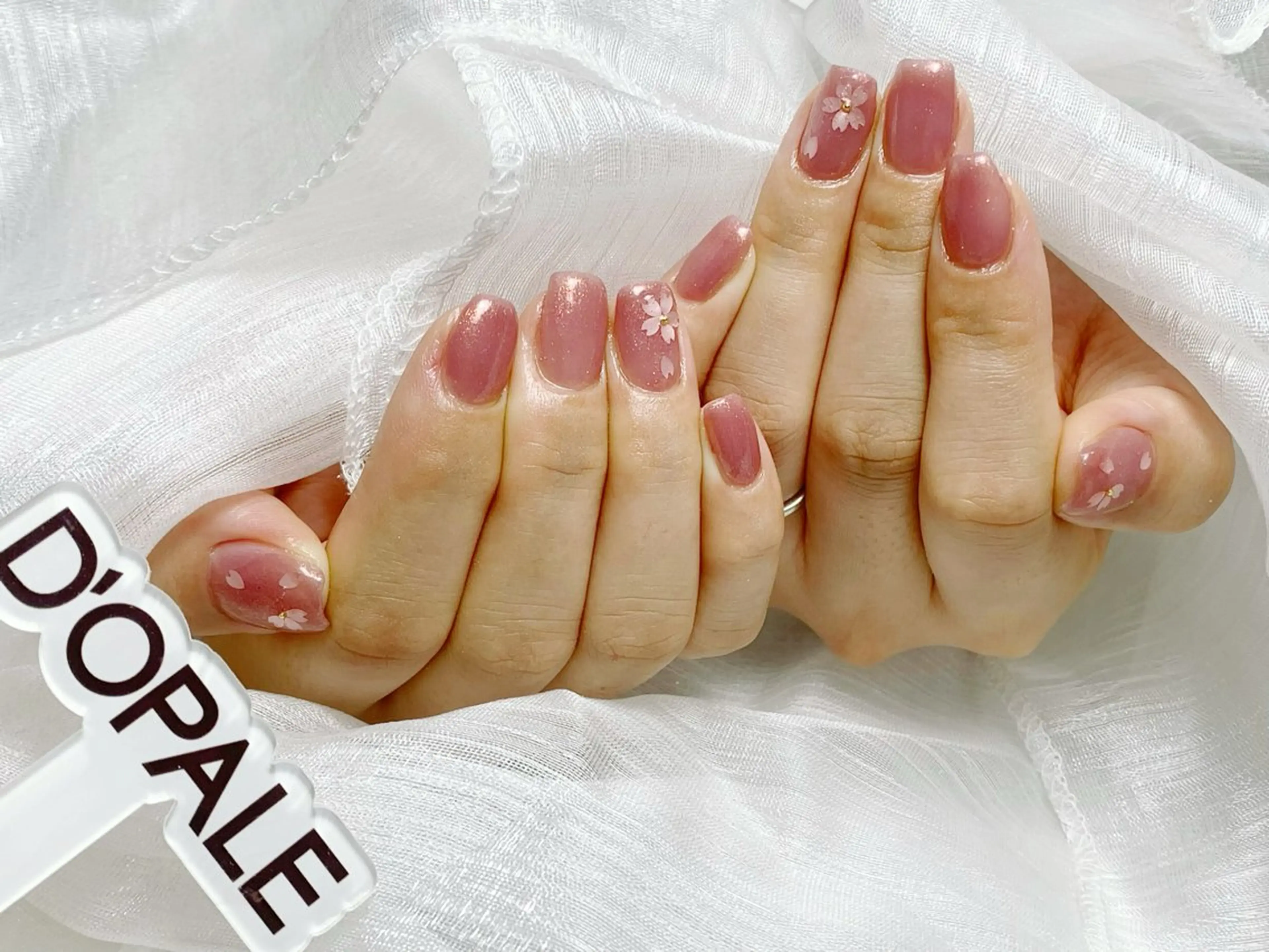 ネイル U·Mi nail salon所属・U·Mi 上野御徒町容のネイルデザイン