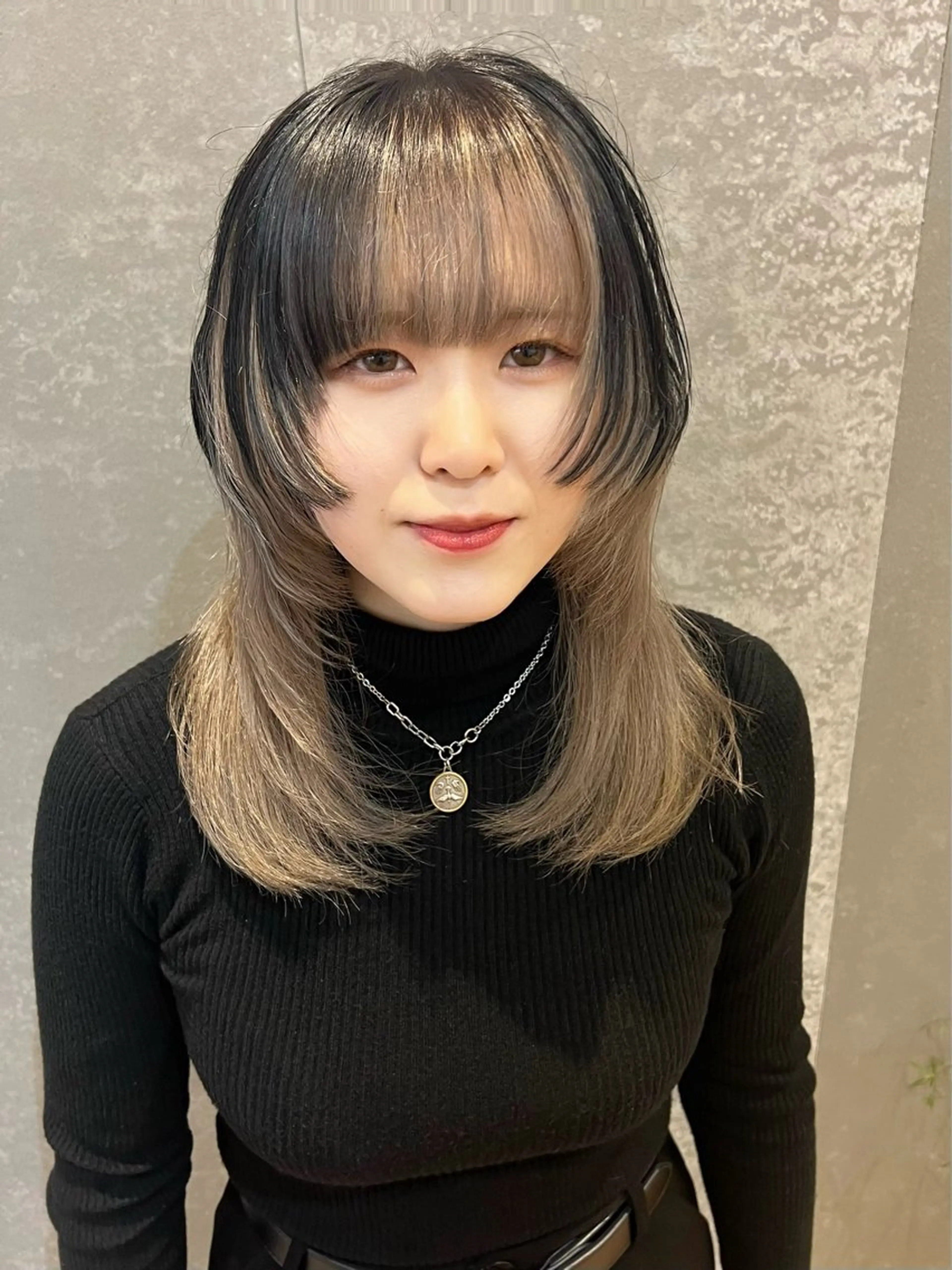 ミディアム ウルフカット 渡邊 恭汰のヘアスタイル