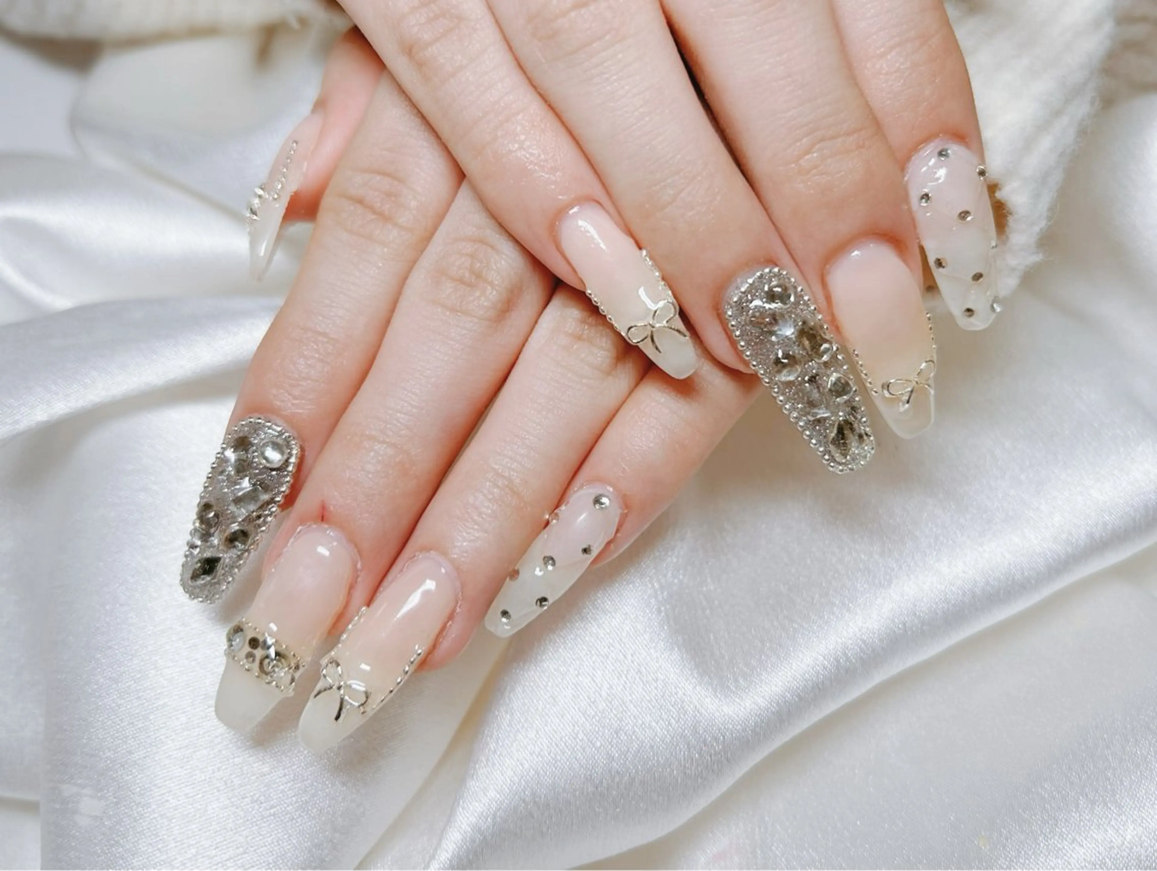 ネイル ハンドネイル コウ ヨウのネイルデザイン