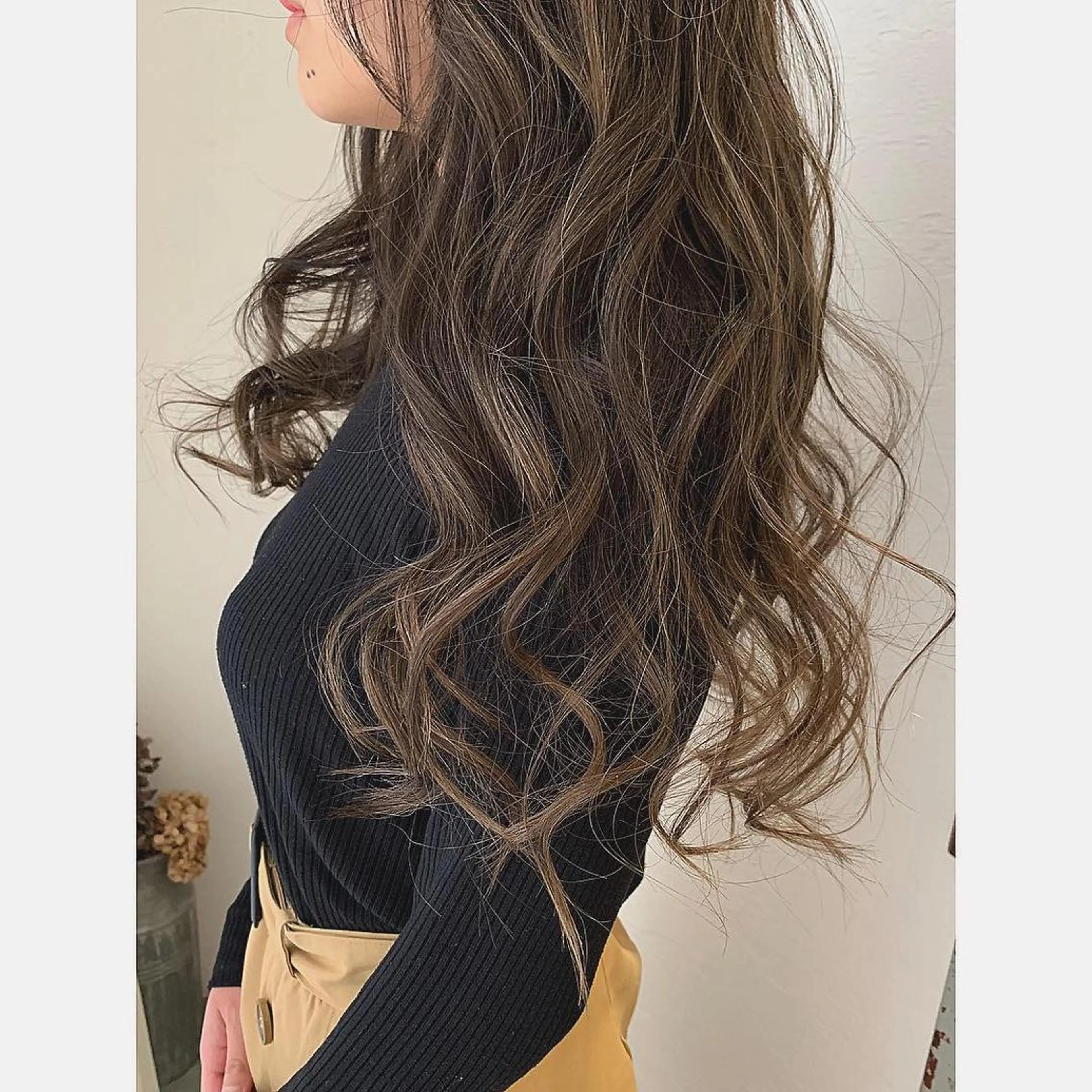 ロング カラー fio マナミのヘアスタイル