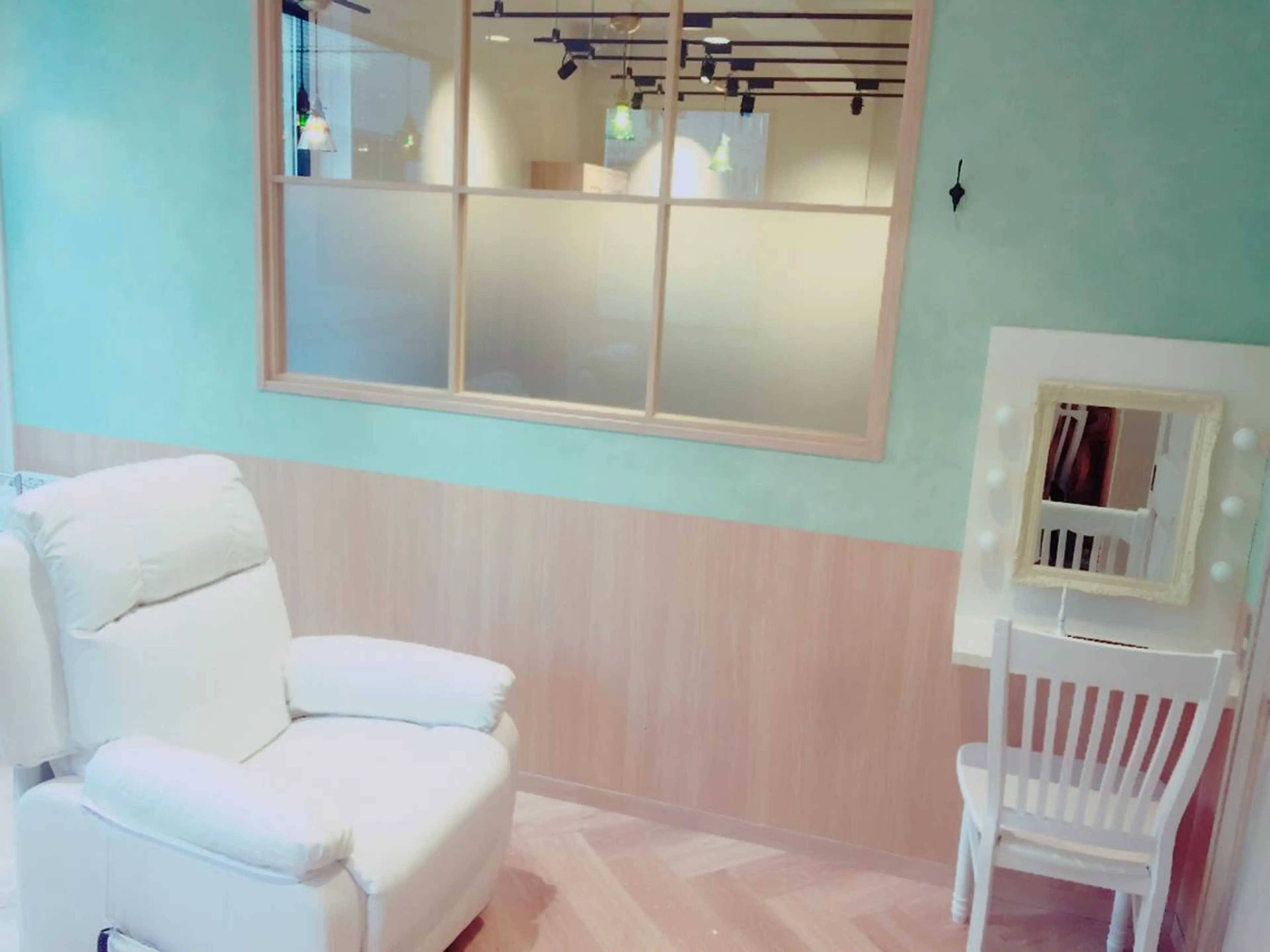 マツエク・マツパ petitchou eyelashの眉毛・アイブロウイメージ