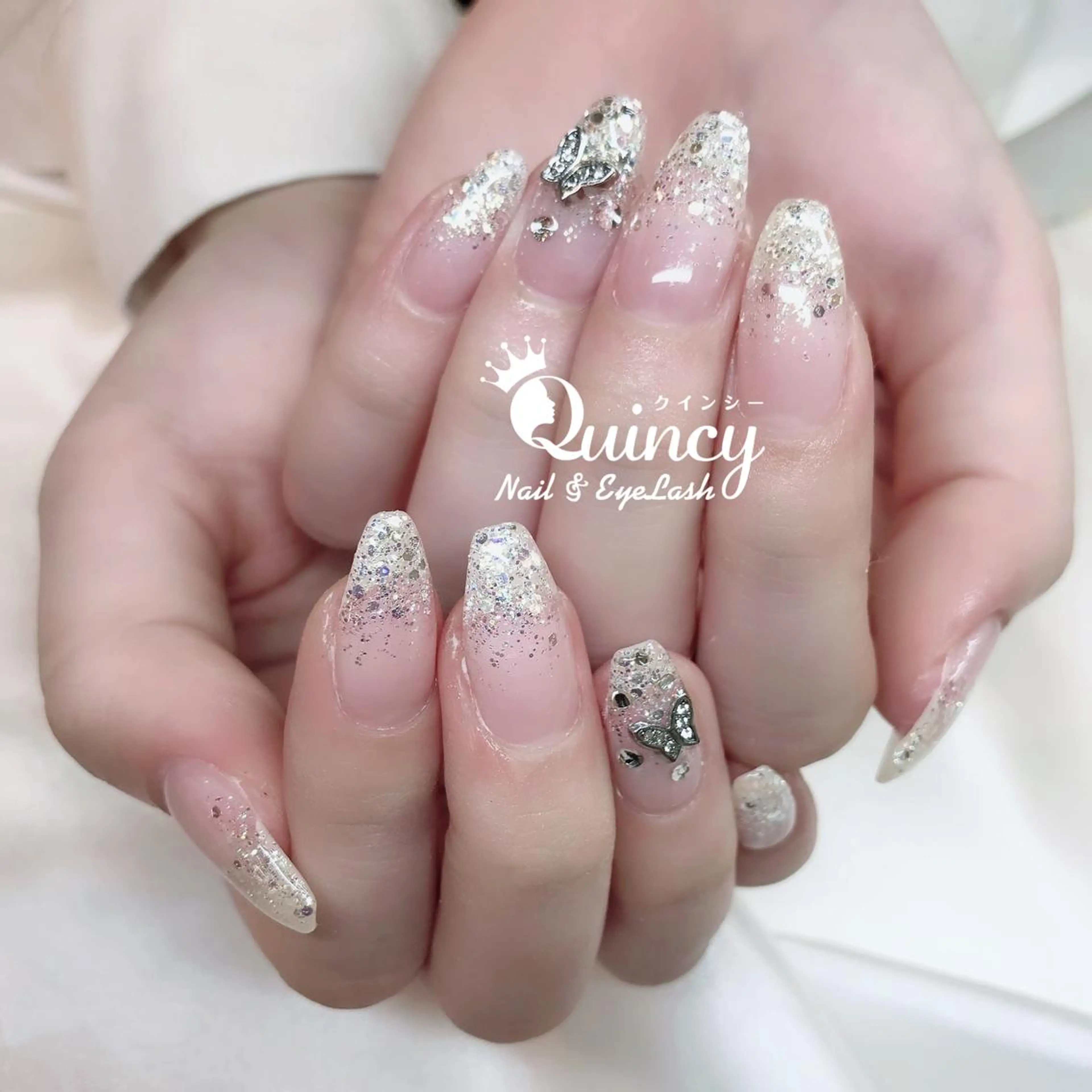 ネイル Quincy ネイル&アイラッシュのマツエク・マツパデザイン