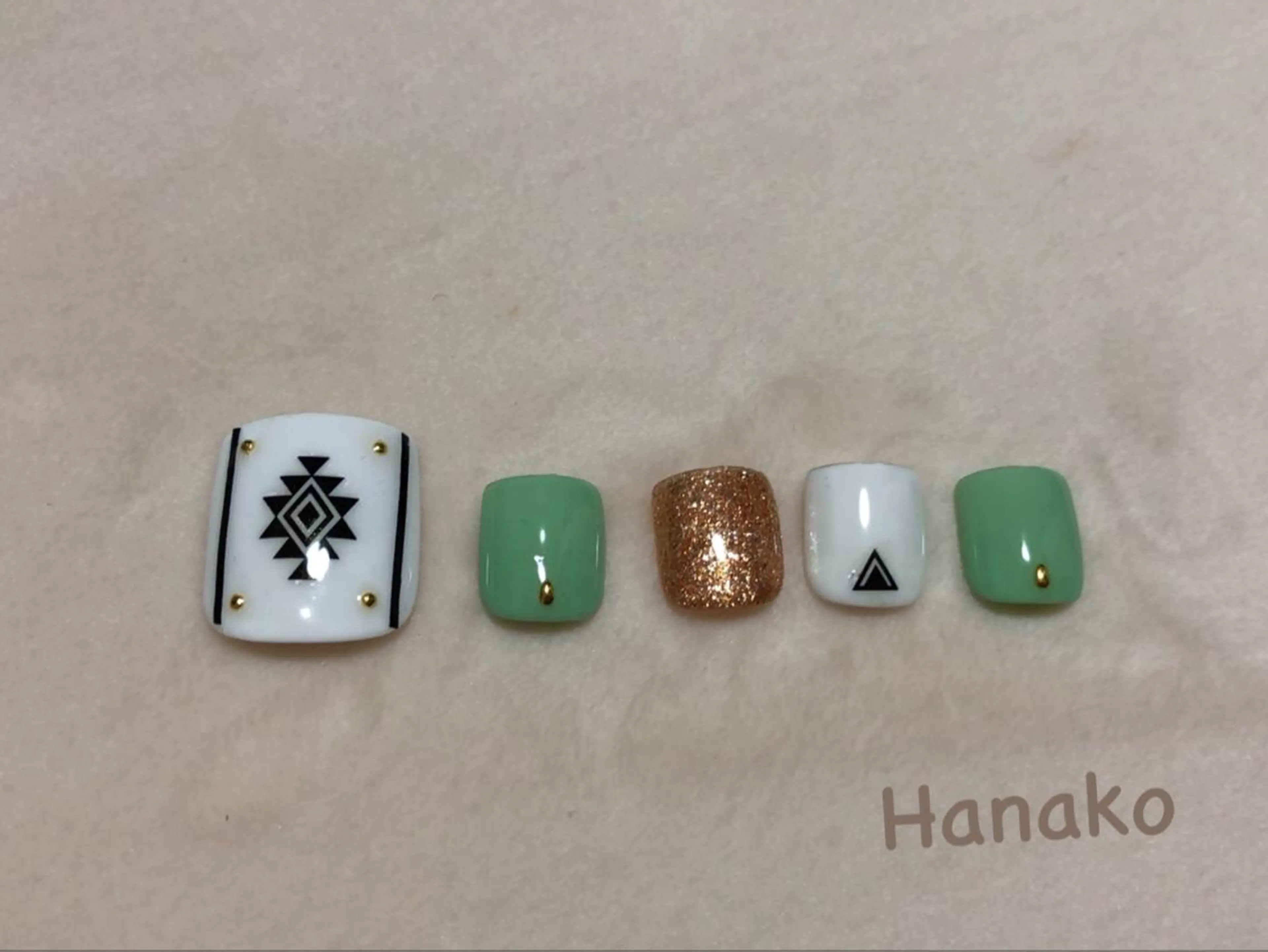 ネイル お絵描きネイル Hanakoのネイルデザイン