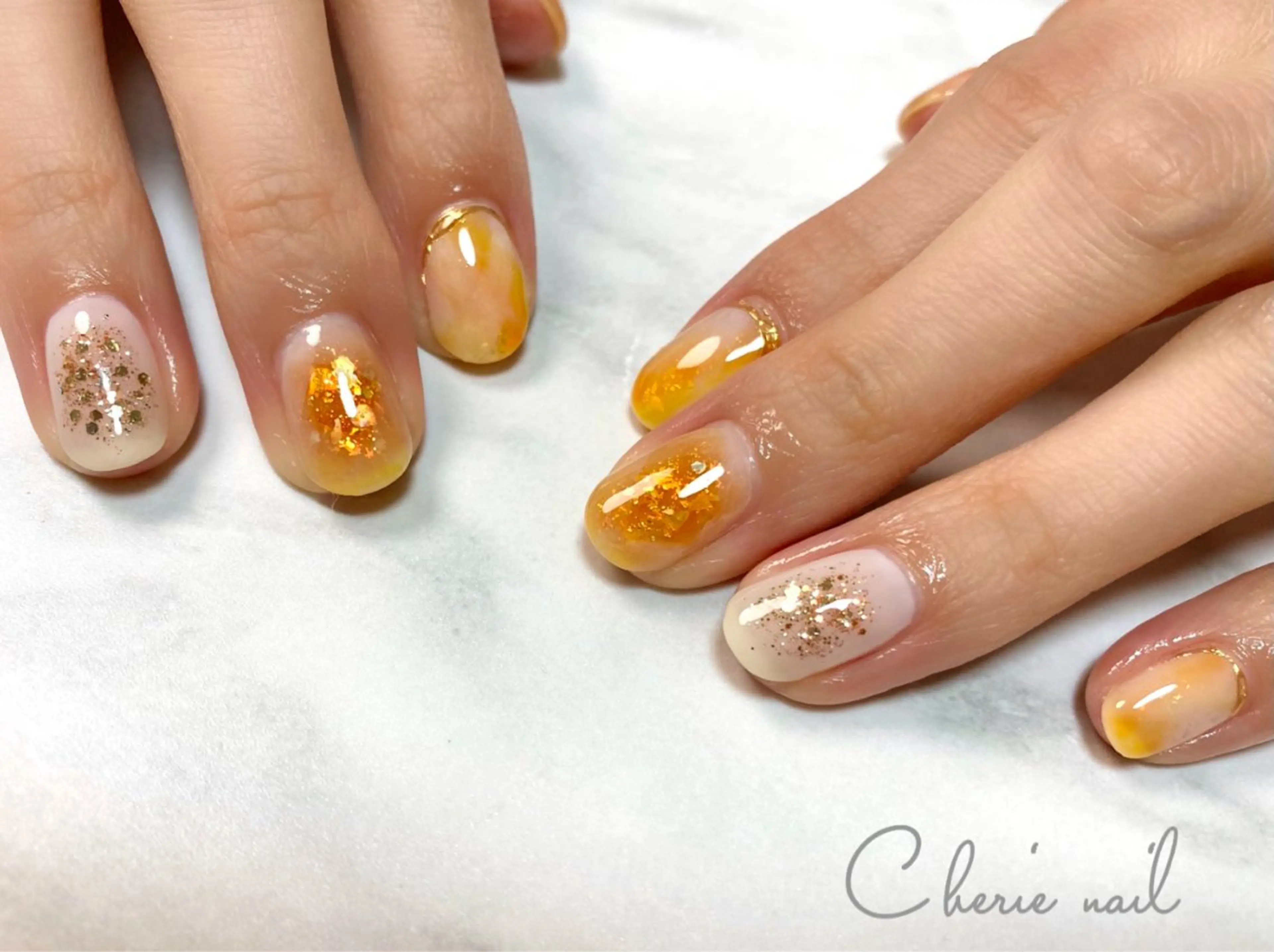 ネイル ジェルネイル ニュアンスネイル オレンジ ハンドネイル Cherienail yunaのネイルデザイン