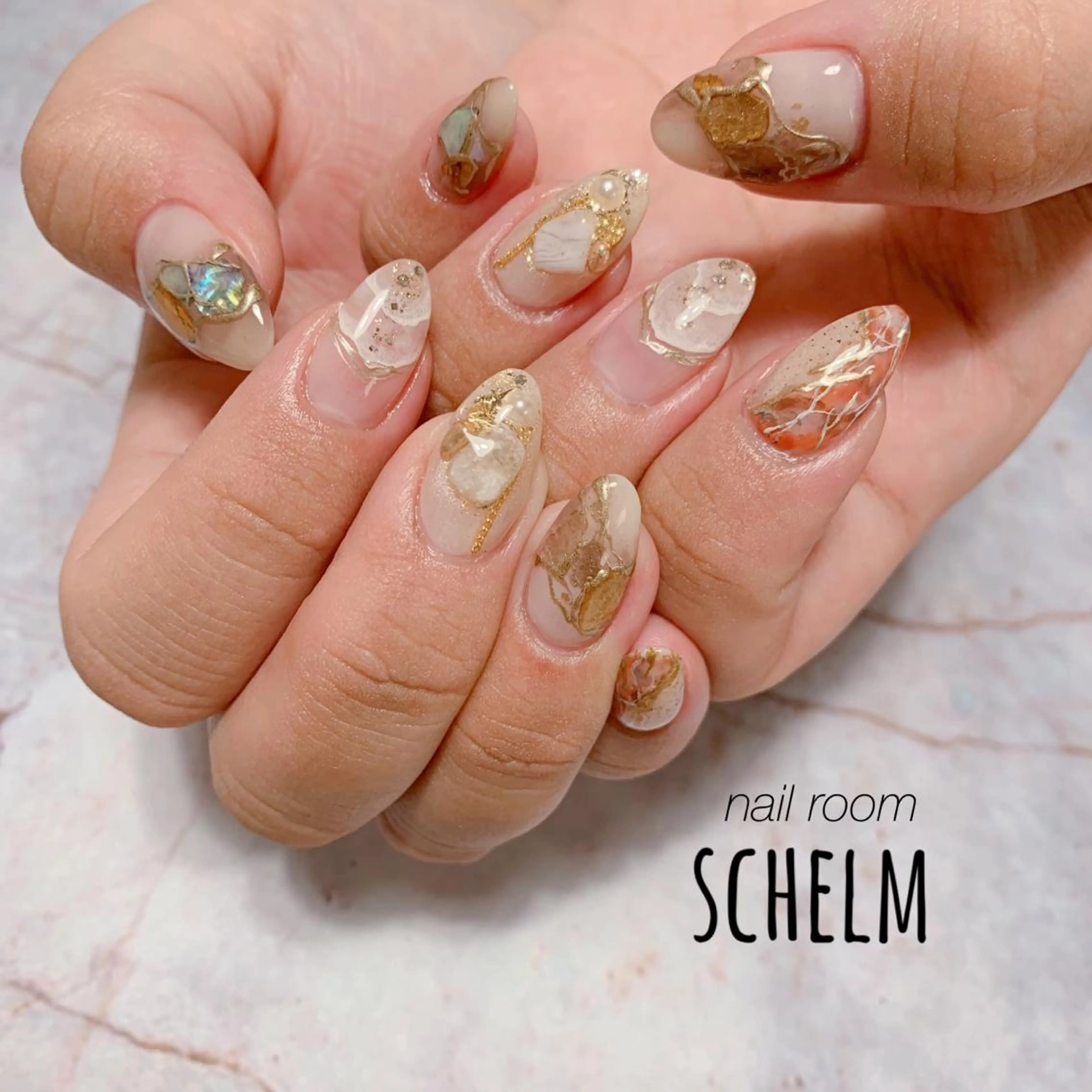 ネイル ハンドネイル nail room シュレムのネイルデザイン