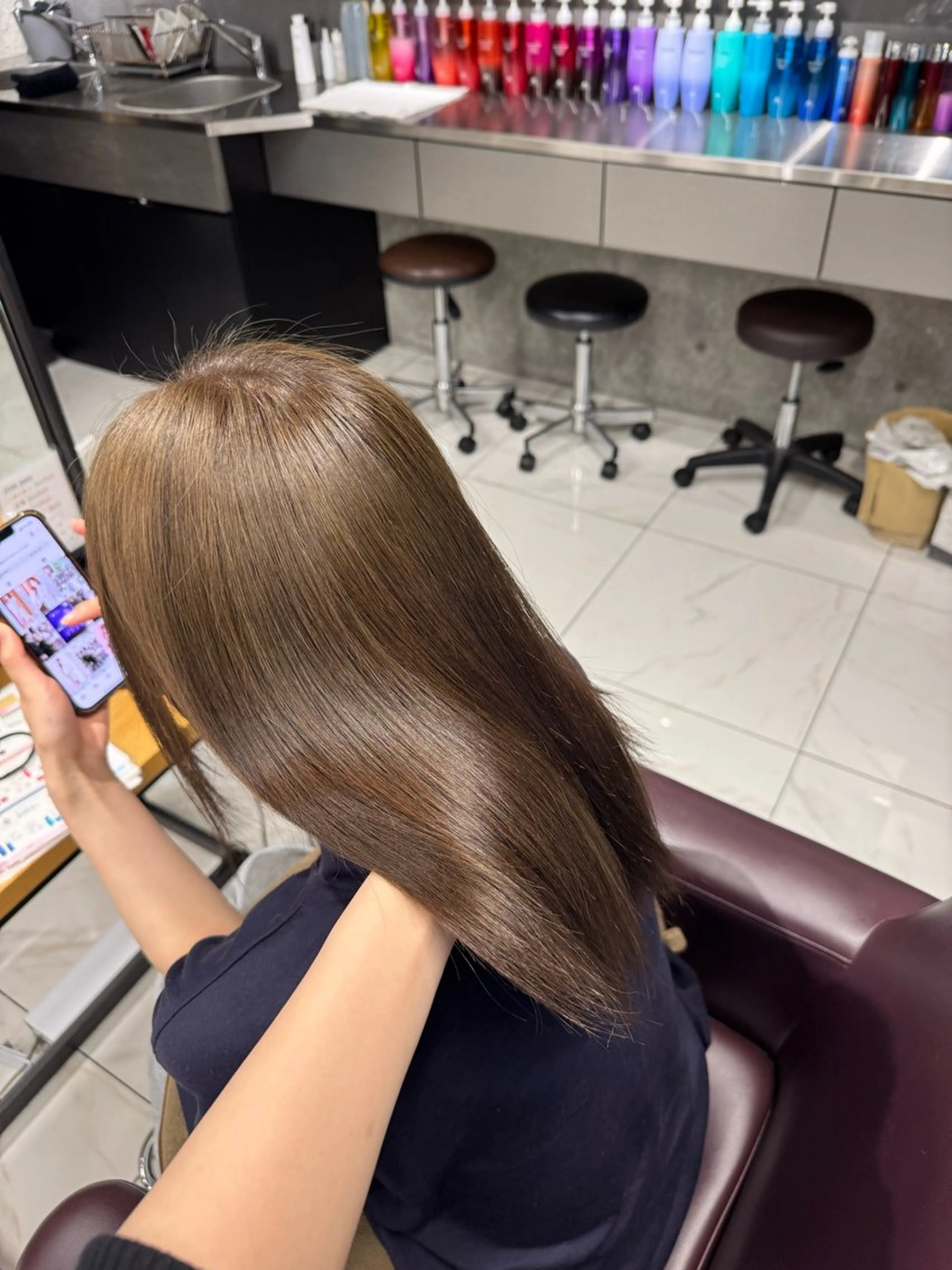 セミロング ヘアカラー karina🌿レイ ヤーカット/髪質改善のヘアスタイル