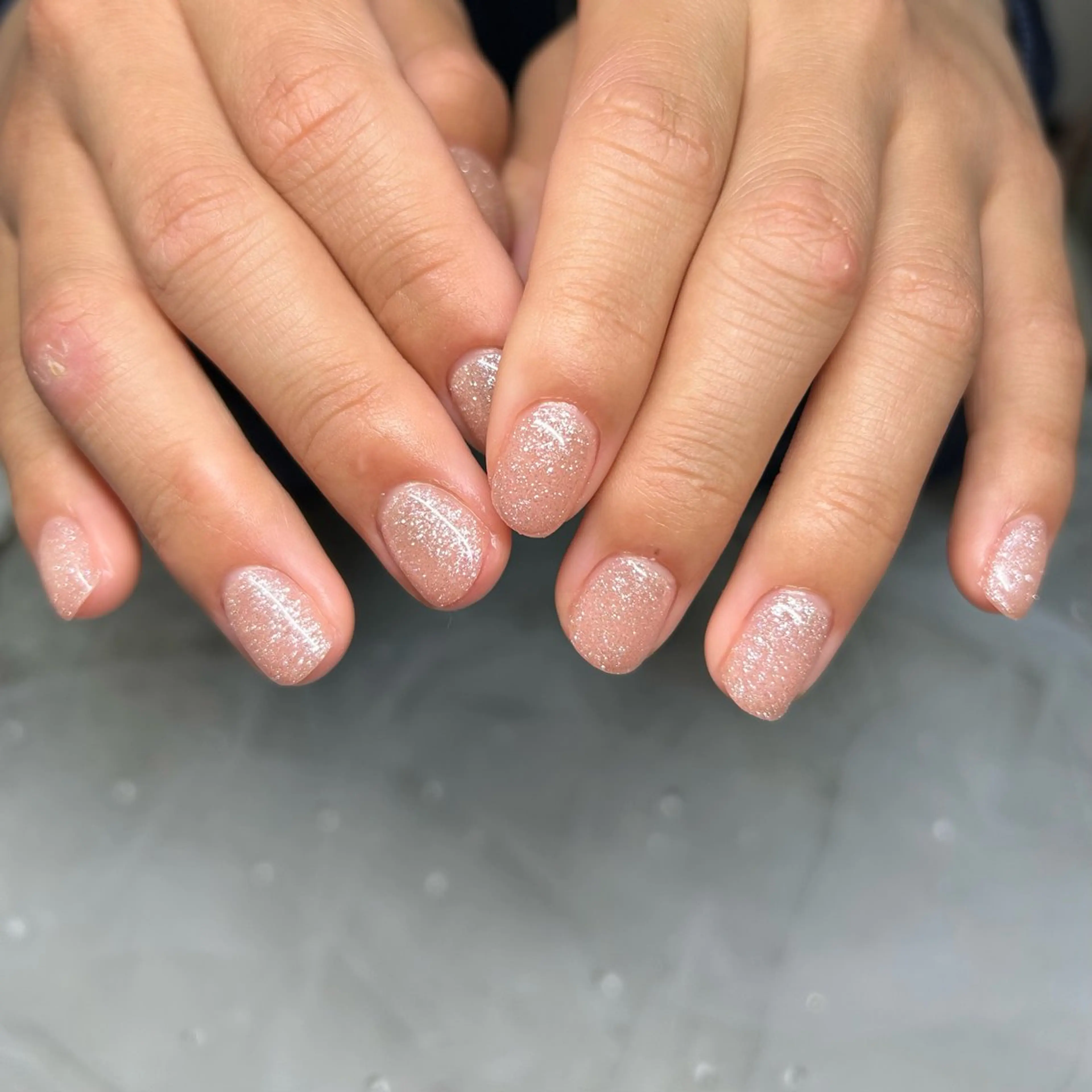 ネイル フラッシュネイル ラメ(グリッター) ピンク シルバー ハンドネイル ten nail salon　かえでのネイルデザイン