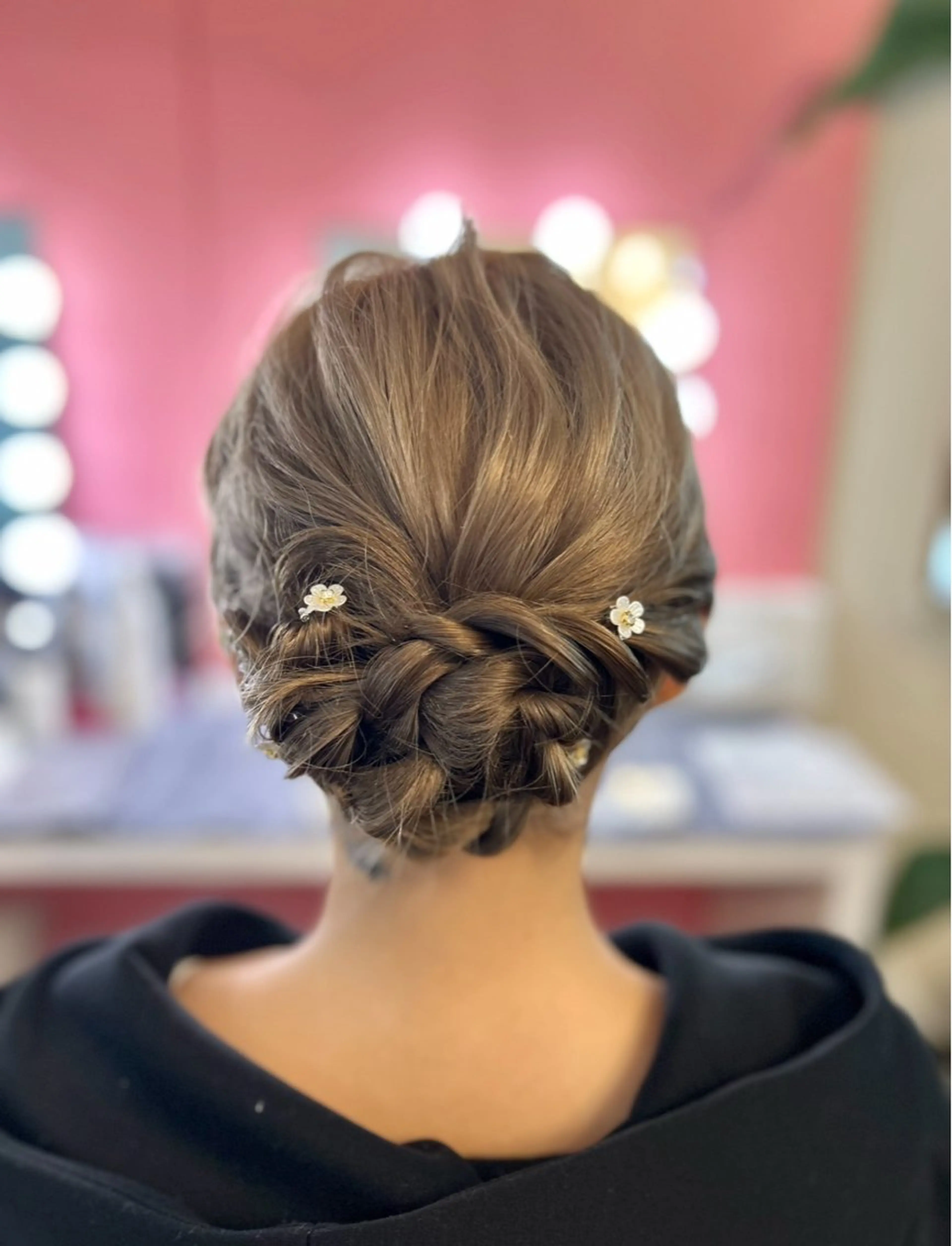 ミディアム ヘアセット レペリオビューティーサロン所属・北本 美幸のヘアスタイル