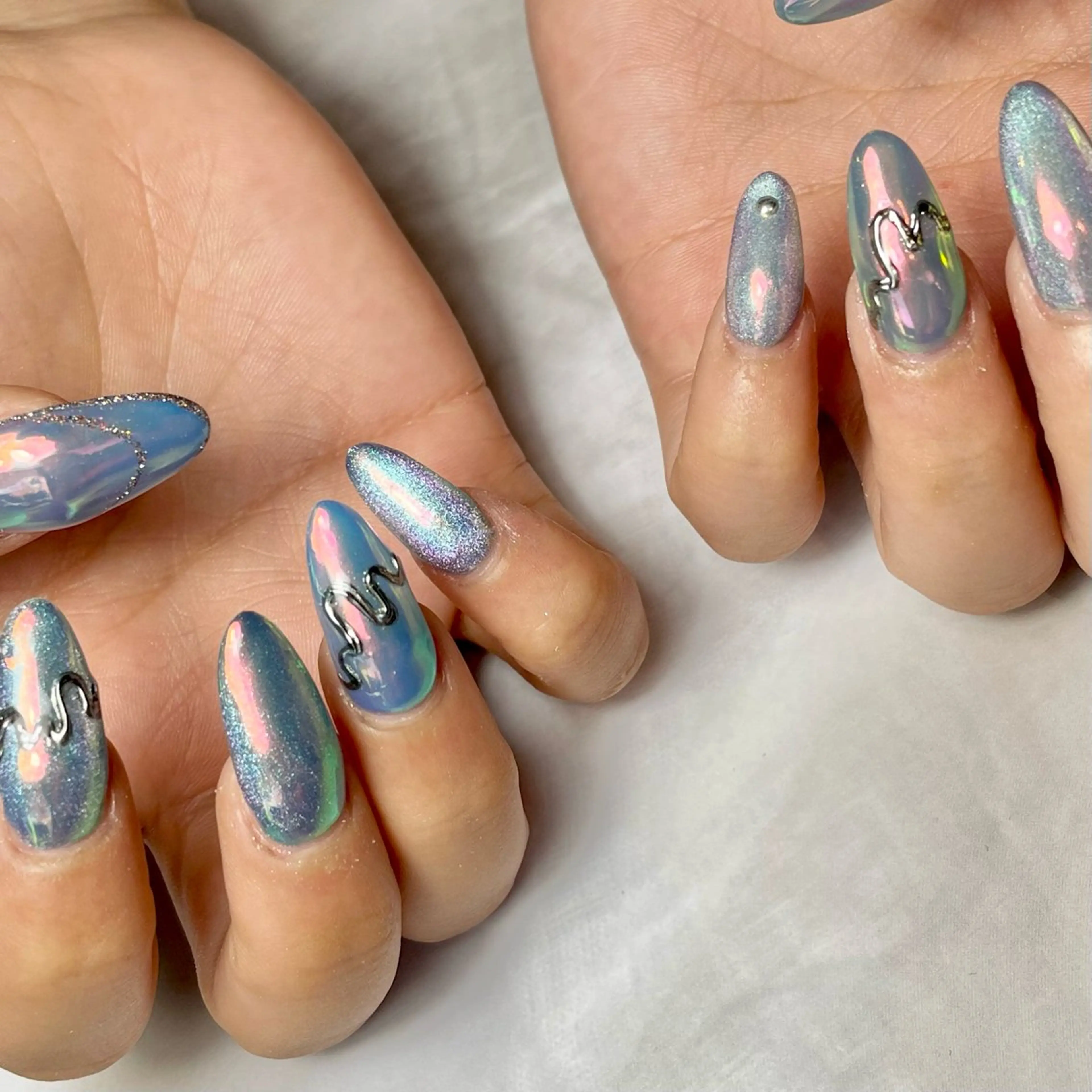 ネイル オーロラネイル ブルー ハンドネイル Reflection marikoのネイルデザイン