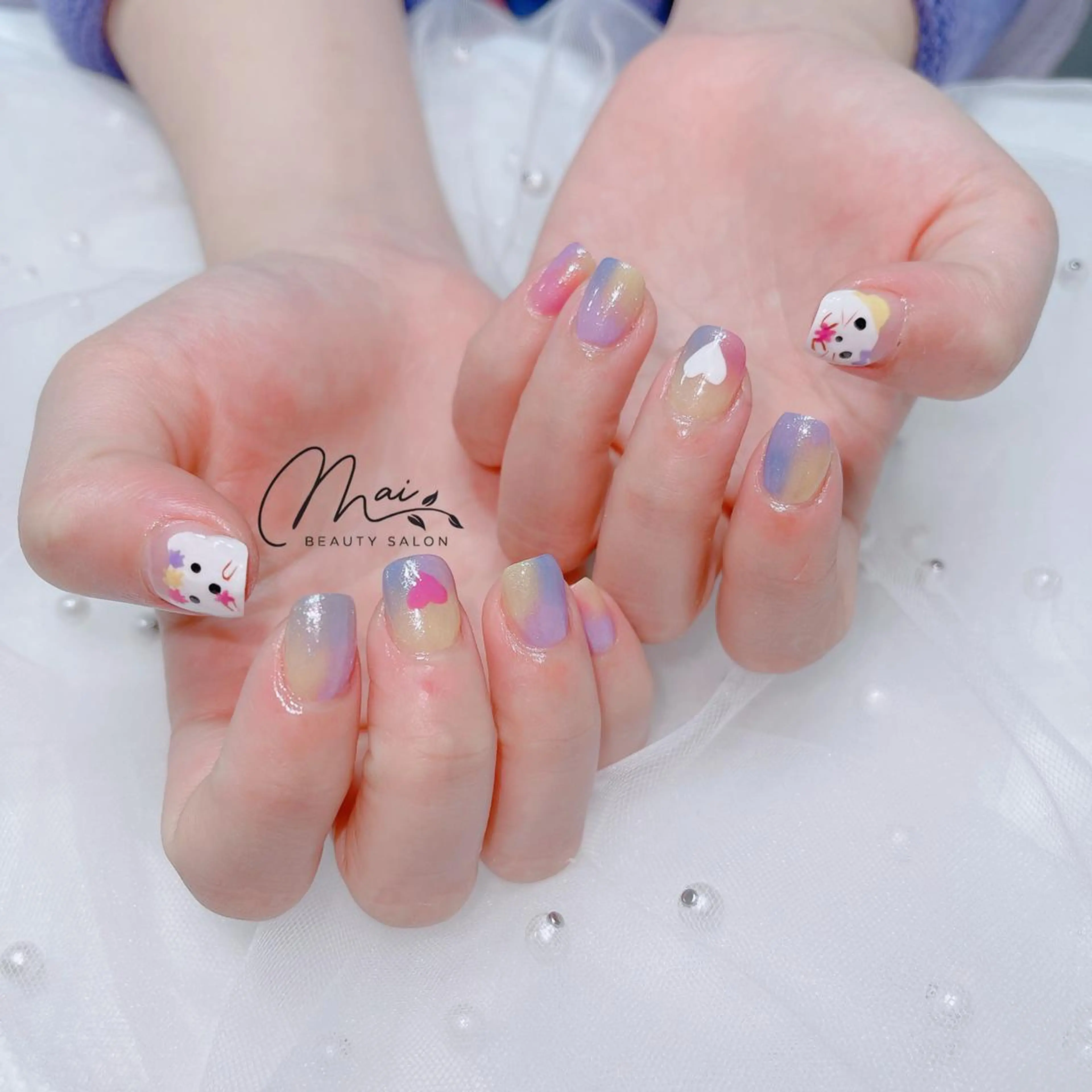 ネイル オーロラネイル チークネイル 長さ出し フラッシュネイル フットネイル MaiBeauty Niのネイルデザイン