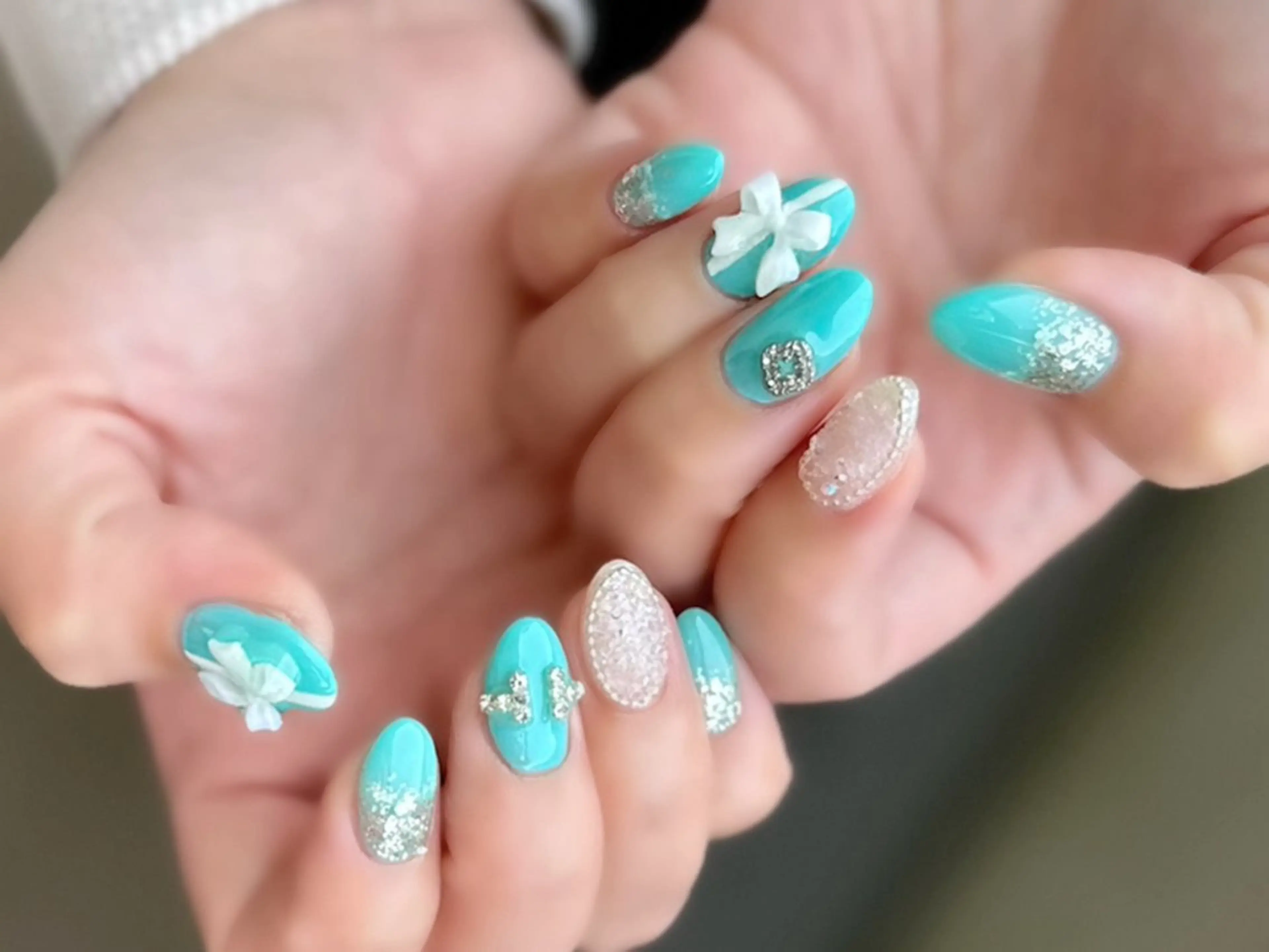 ネイル 新山 聖のネイルデザイン