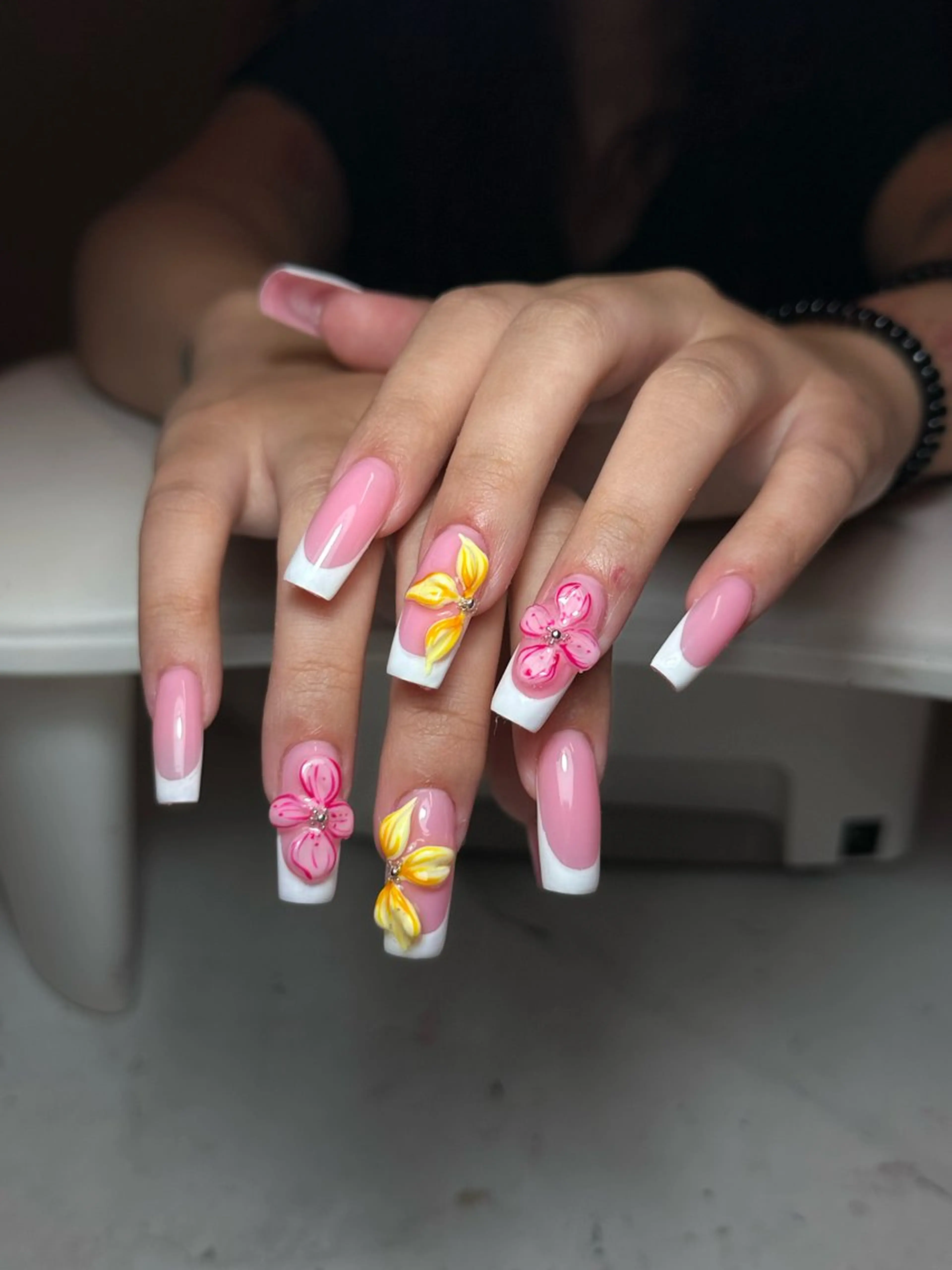 ネイル Isinha Nailsのネイルデザイン