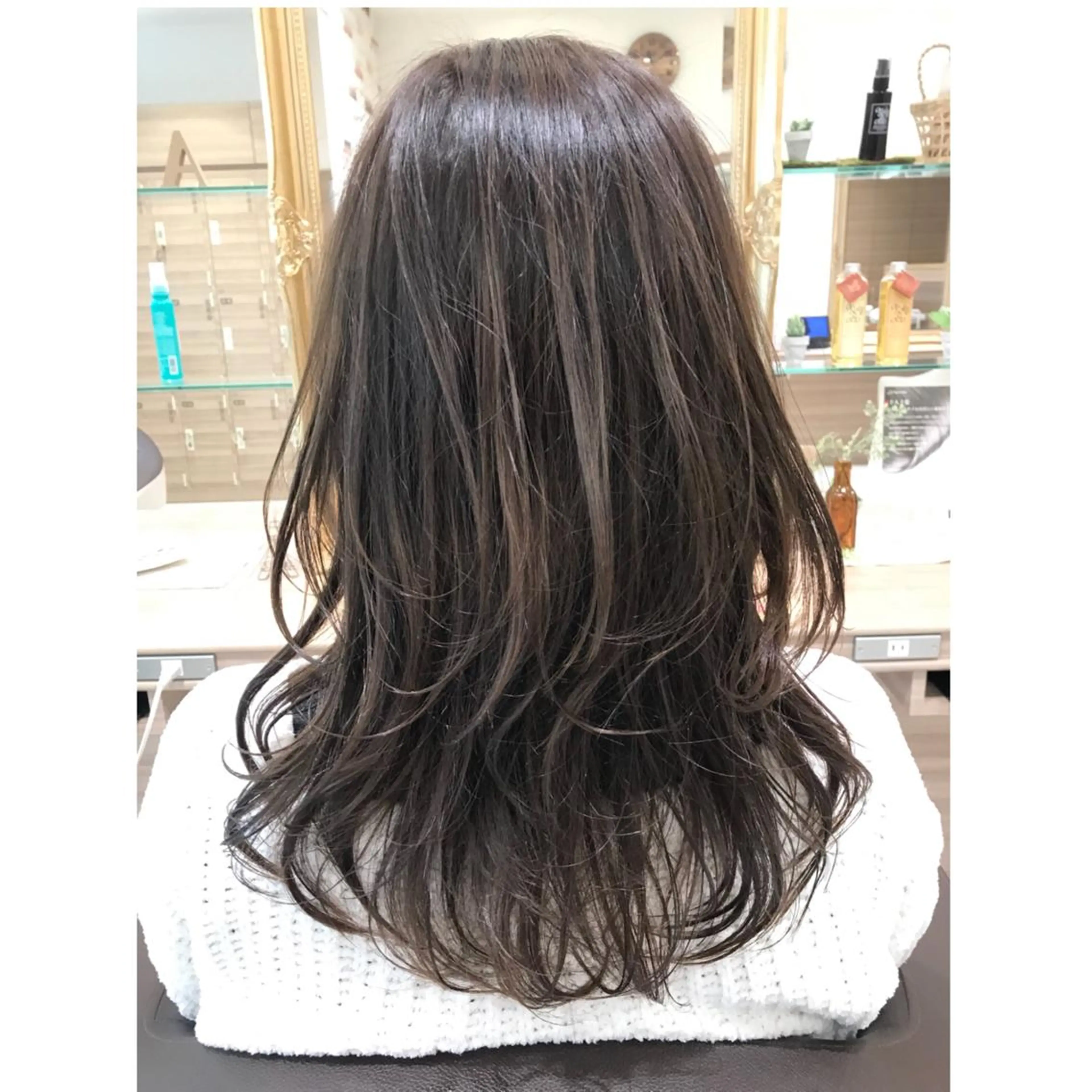セミロング 新宿 木下拓哉のヘアスタイル