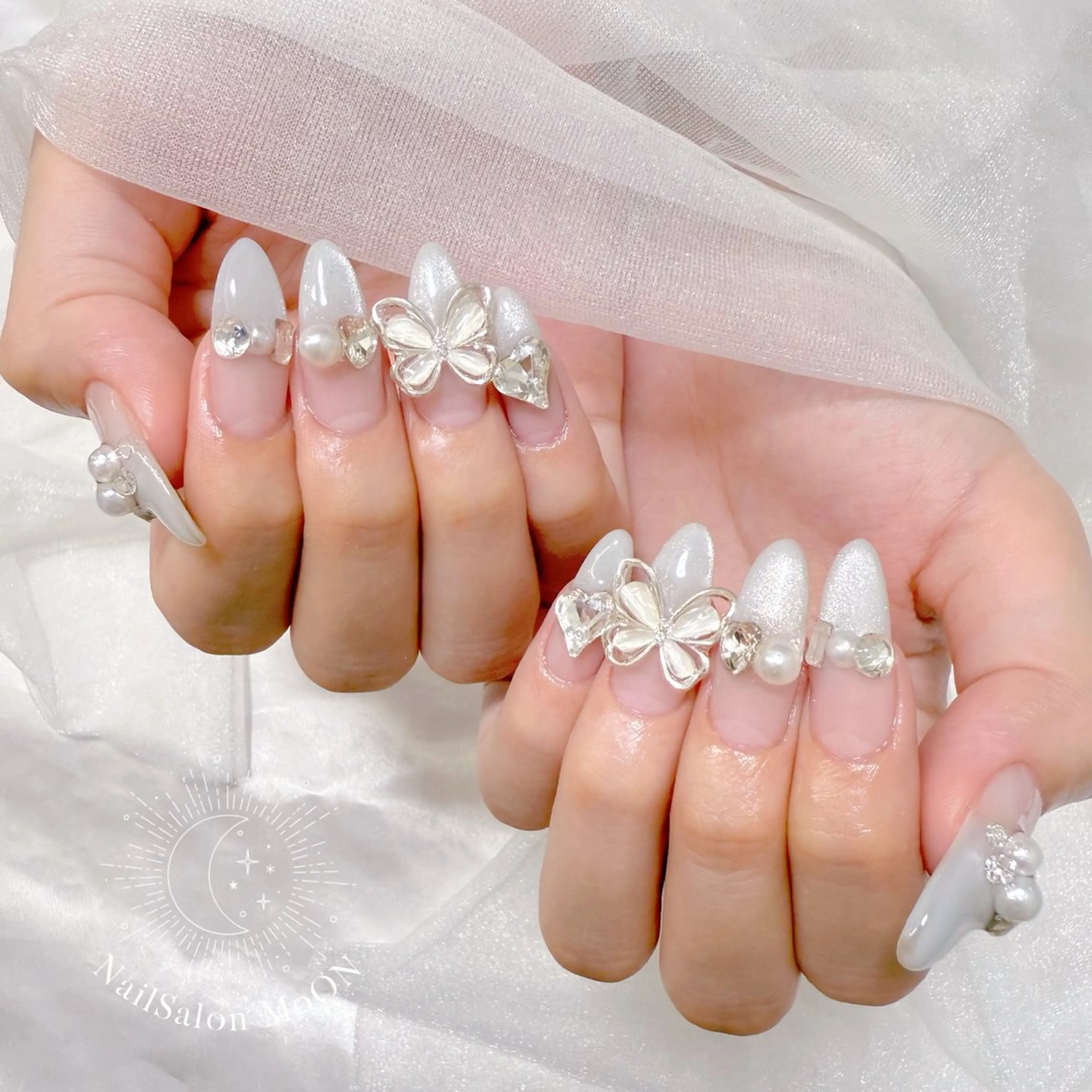 ネイル ハンドネイル ハンドケア MoON...❤︎ MeGuのネイルデザイン