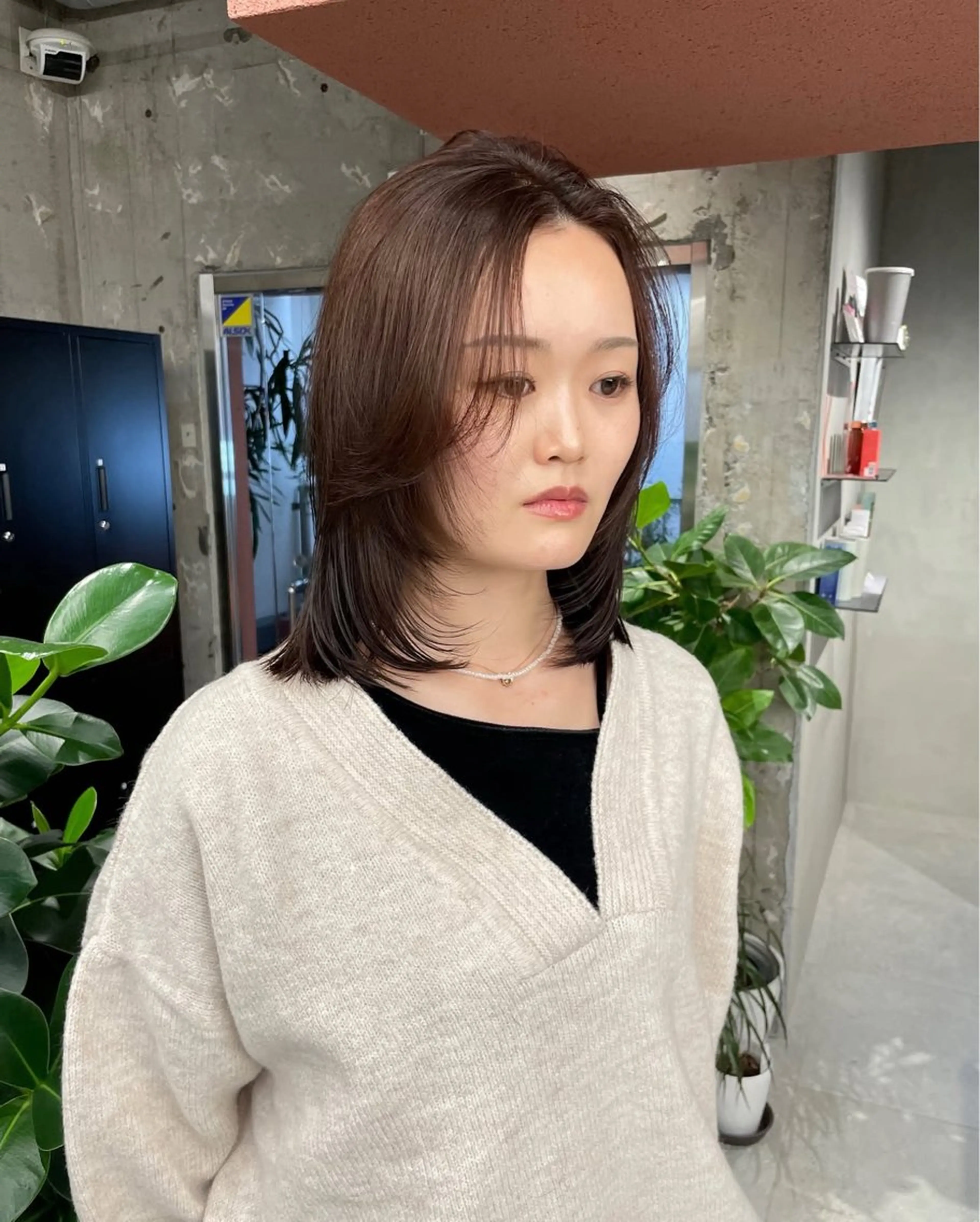 ミディアム ミディアムパーマ ボブ 顔まわりレイヤー 髪質改善 レイヤーカット カット ヘアカラー トリートメント YUMA/レイヤー/ 似合わせ/パーマのヘアスタイル