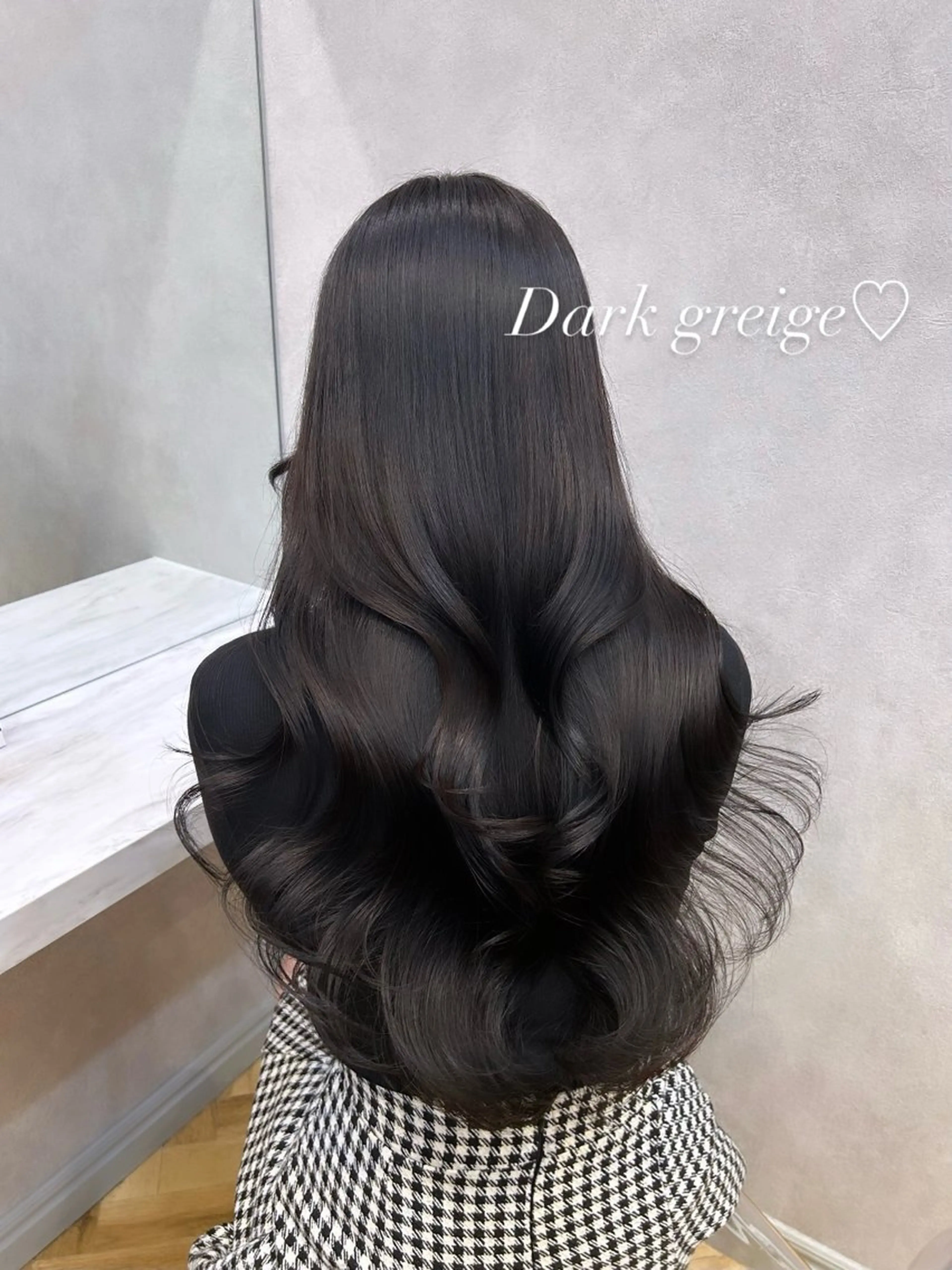 ロング カラー 透明感カラー 韓国風ヘア カット ヘアカラー トリートメント SALOWIN銀座一丁目suite店所属・🩷韓国ヘア/ヨシン モリ🩷Maikaのヘアスタイル