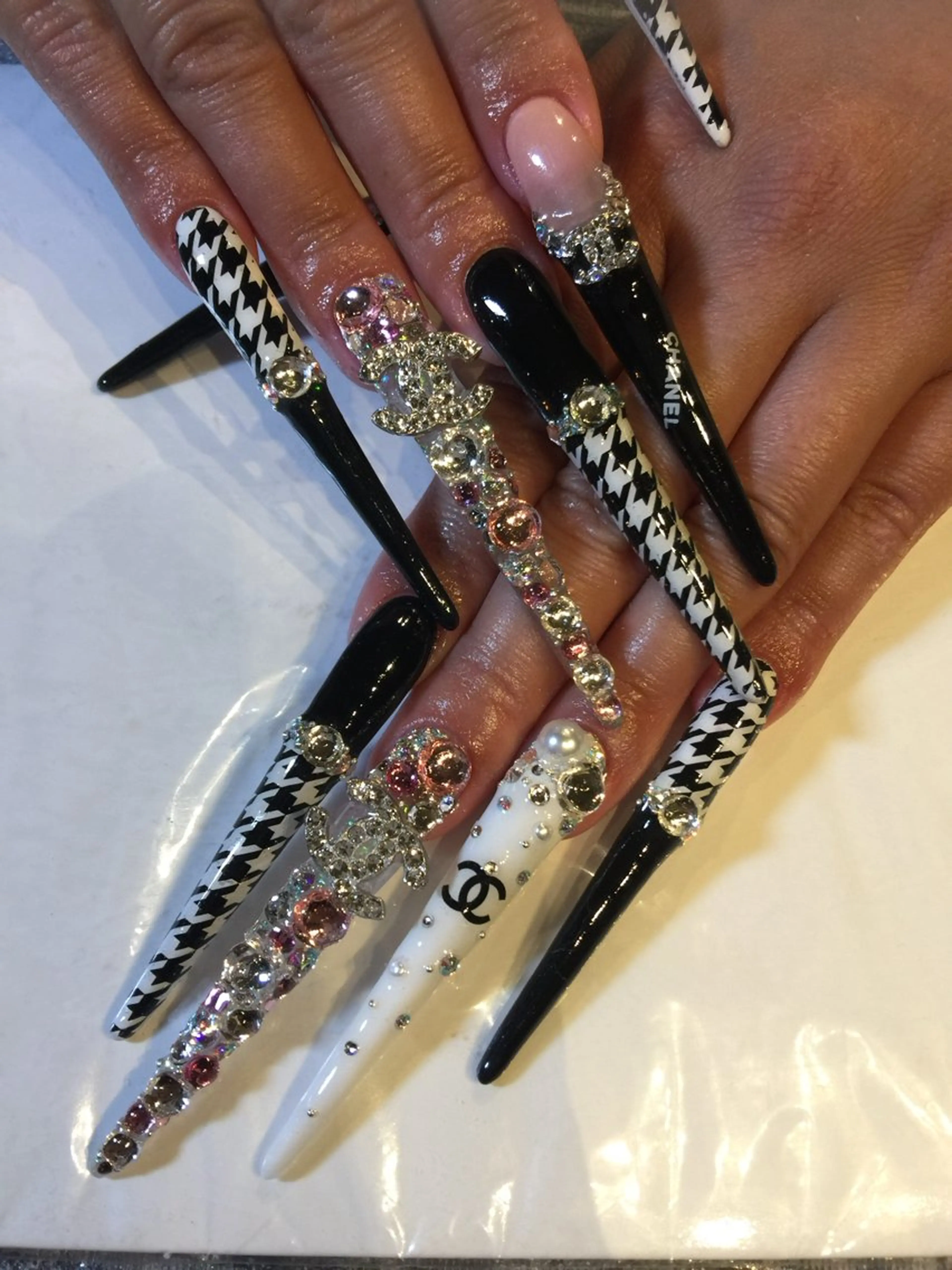 ネイル chatblanc ♡のネイルデザイン