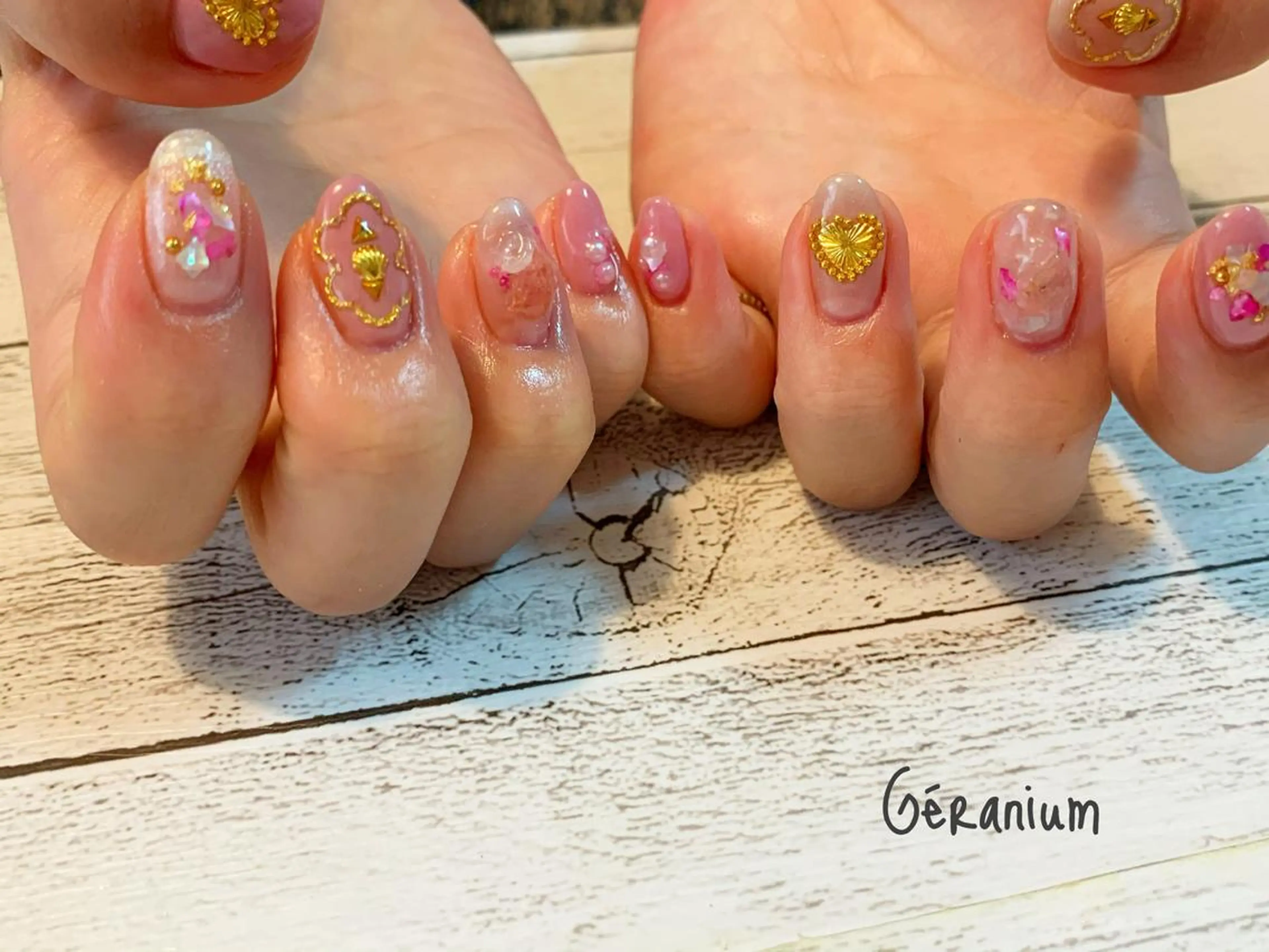 ネイル ハンドネイル GéRanium Harukaのネイルデザイン