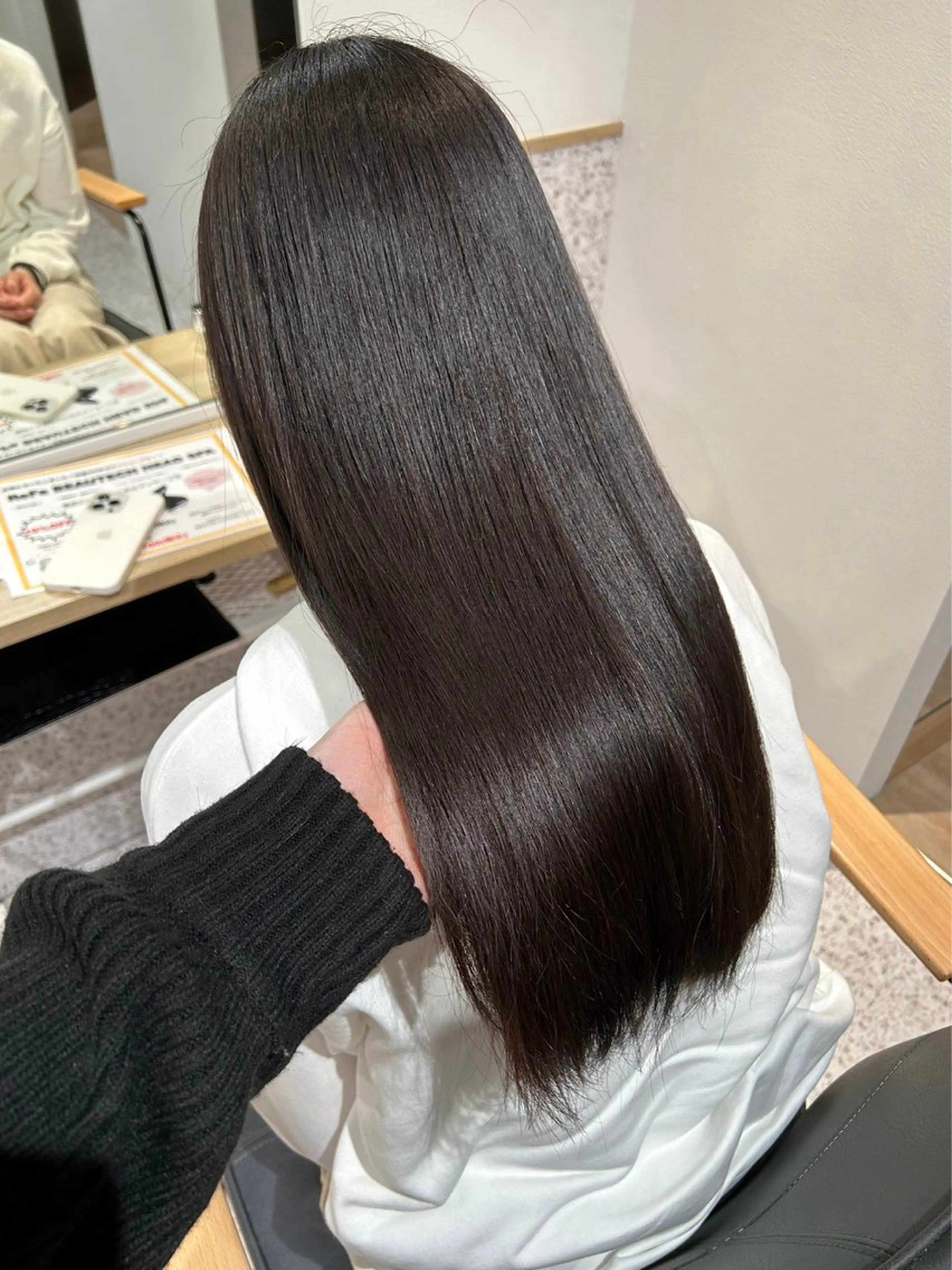 ロング 顔周りカット ハイライト 髪質改善 韓国風ヘア 縮毛矯正 ヘアカラー 艶カラー/ハイトーン ミサキのヘアスタイル
