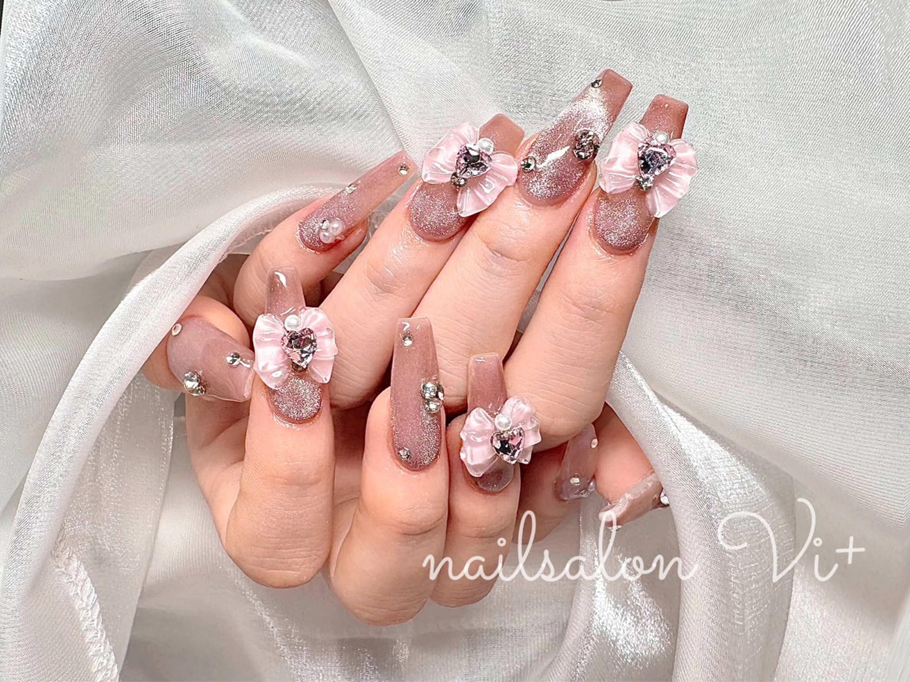 ネイル ハンドネイル ✨Nailsalon Vi+✨のネイルデザイン