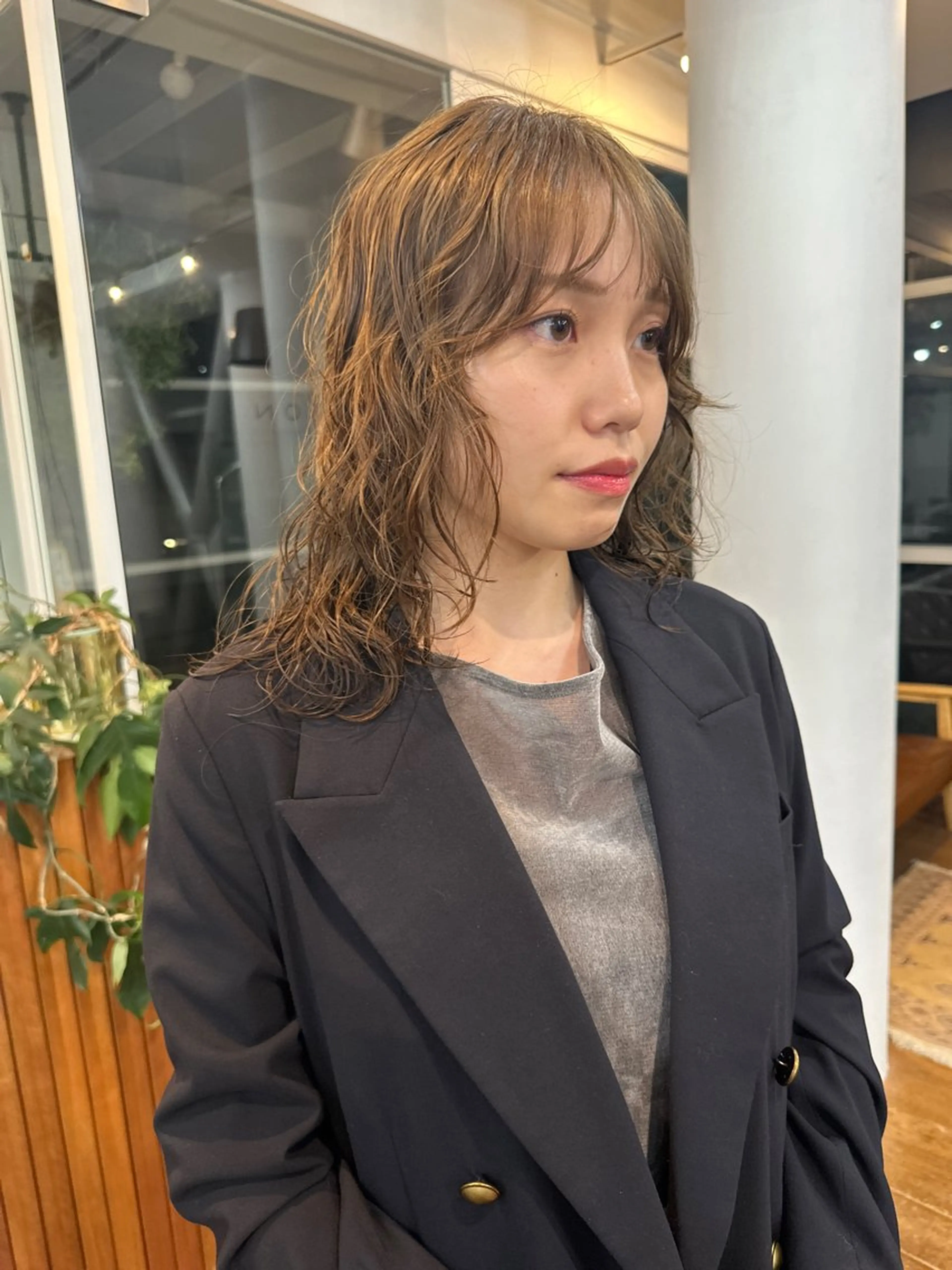 ミディアム カラー パーマ ミディアムパーマ ブラウンカラー 磯　亜由香🌼 ブリーチ/ボブカットのヘアスタイル