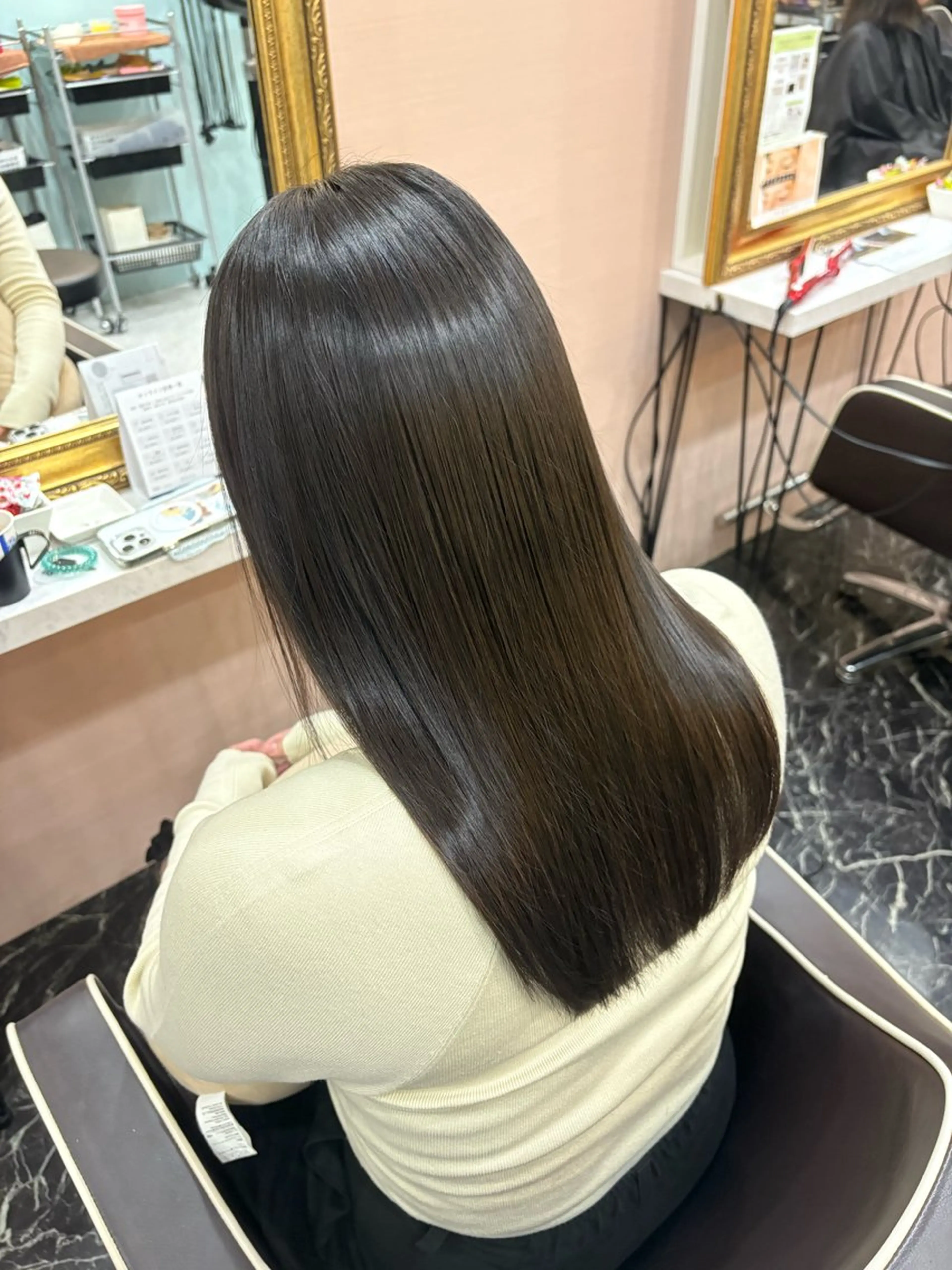 セミロング カット トリートメント 暗髪艶カラー/ 髪質改善TR/maiのヘアスタイル