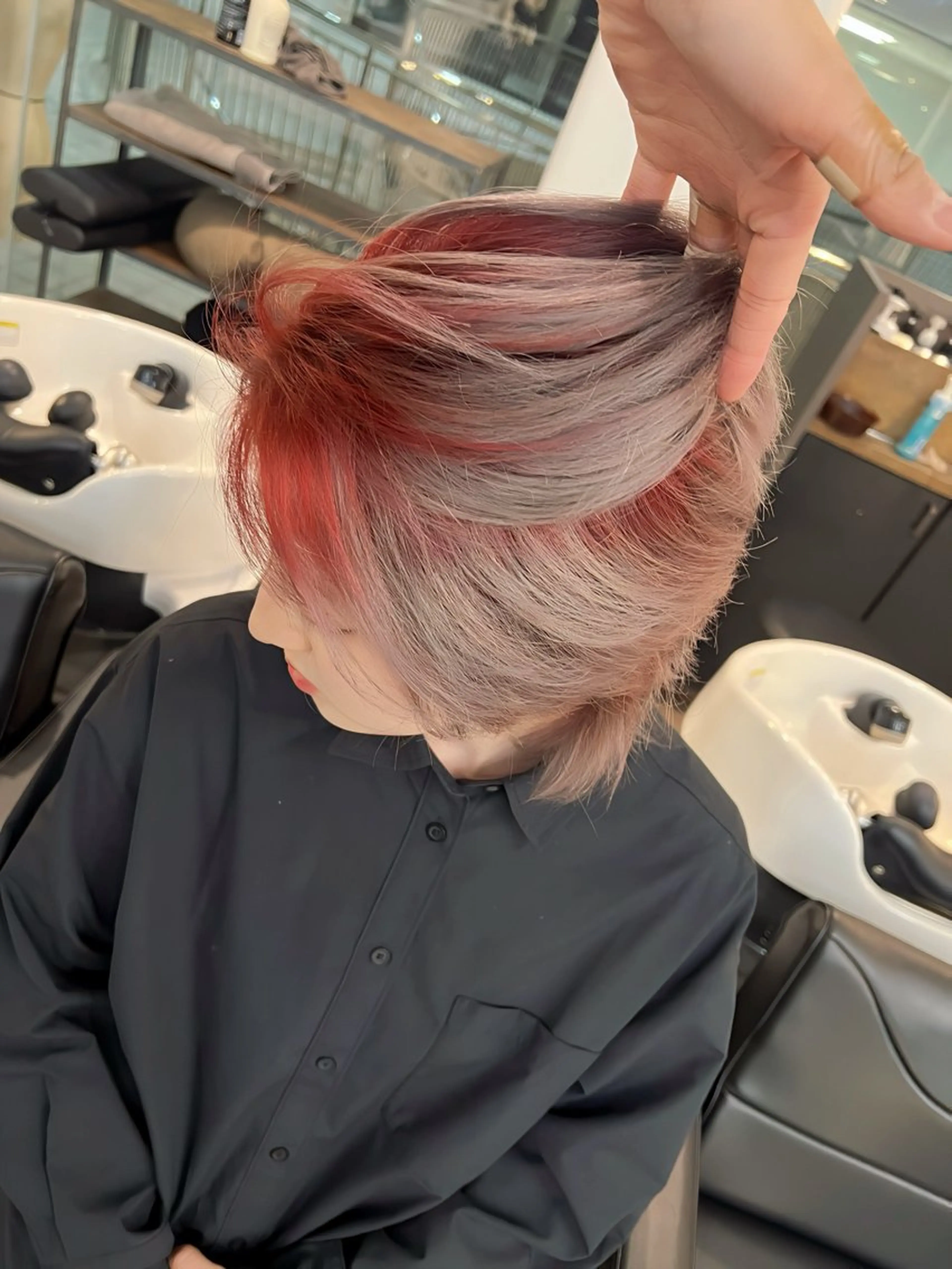 ショート カラー 今が1番似合う自分に /志音のヘアスタイル