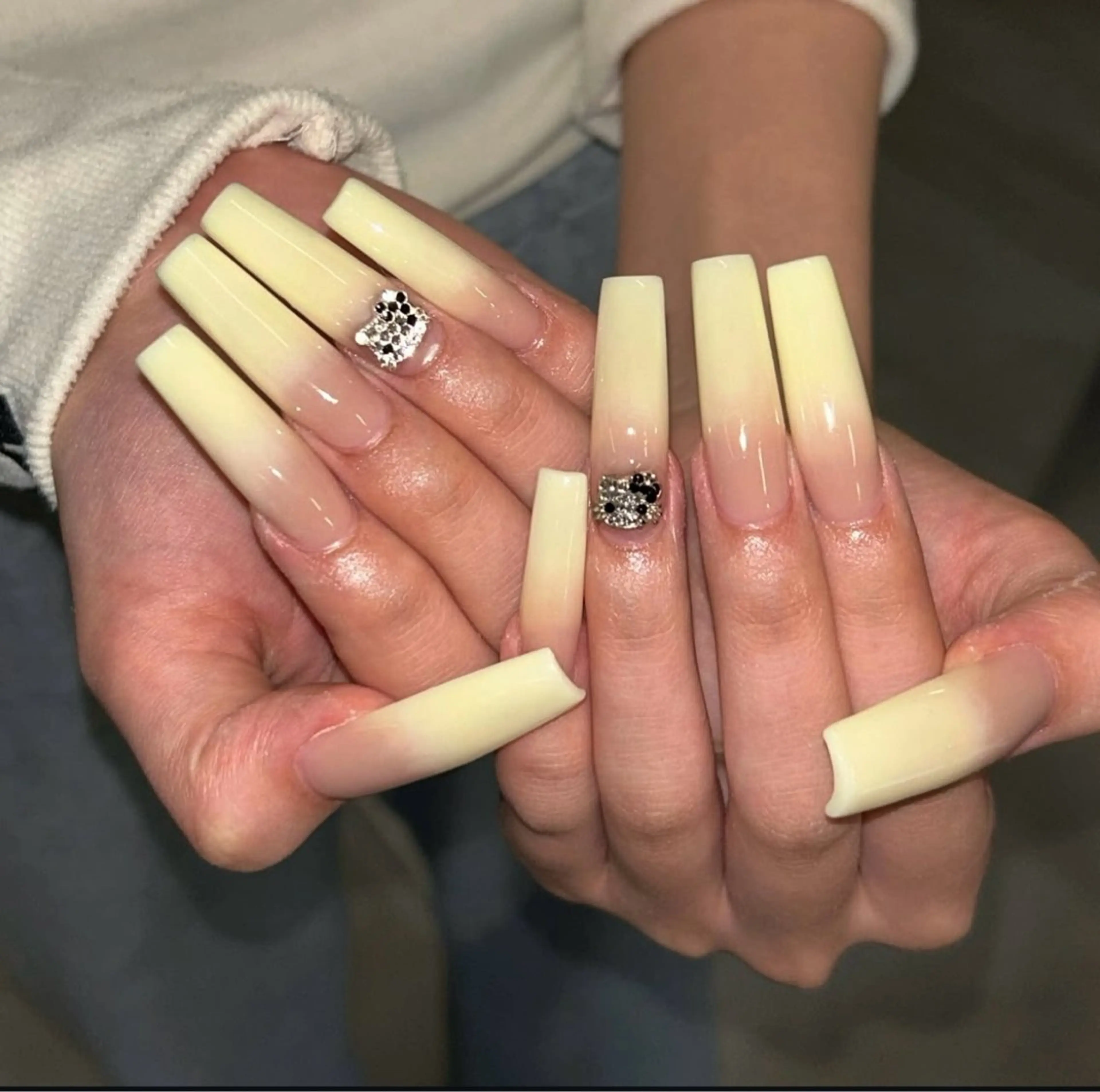 ネイル ハンドネイル BERA NAILSのネイルデザイン