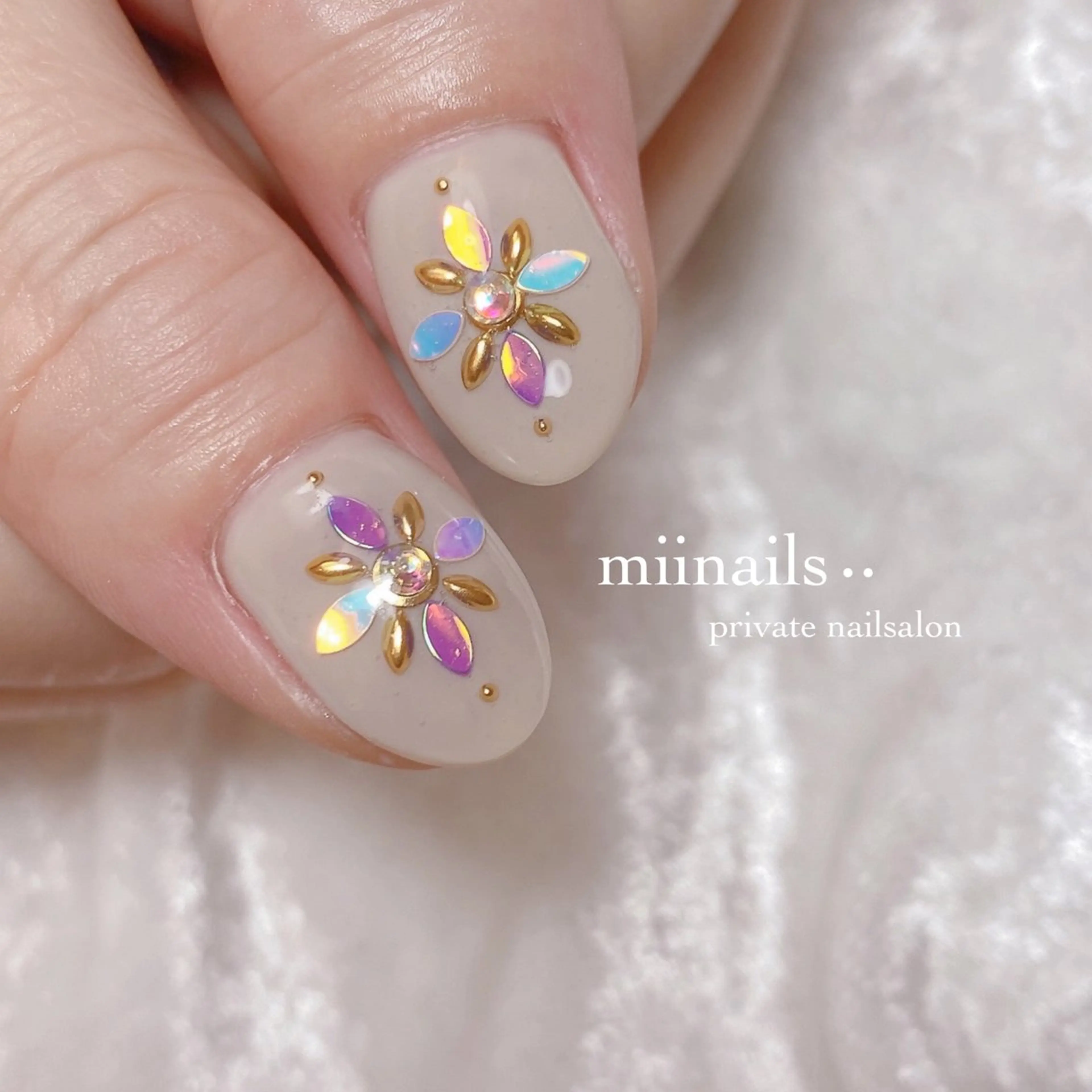 ネイル 韓国ネイル ストーンネイル ワンホンネイル ハンドネイル nailsalon miinailsのネイルデザイン