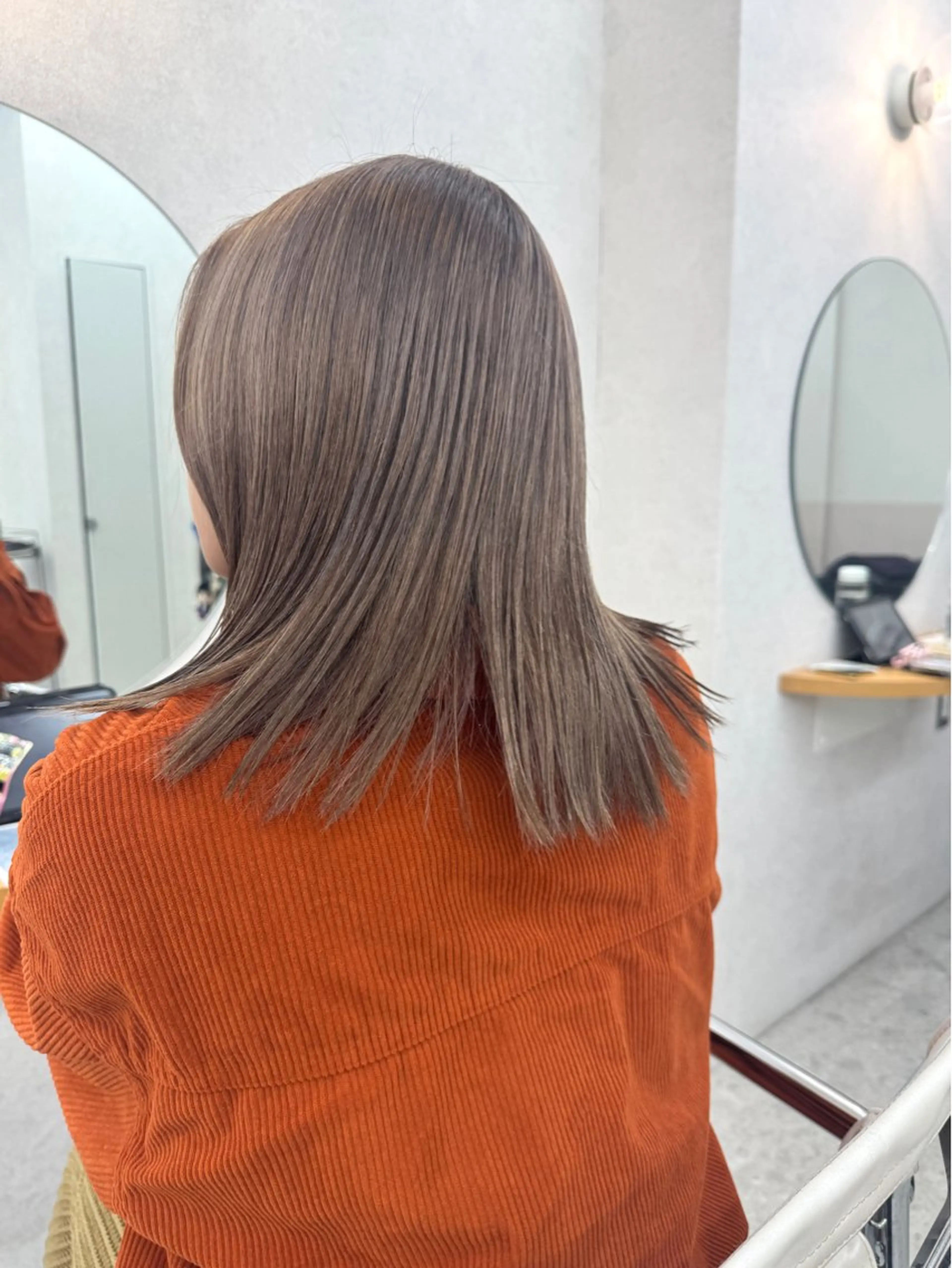 【ミニモ限定クーポン】 カット+ケアブリーチダブルカラー¥14900の写真