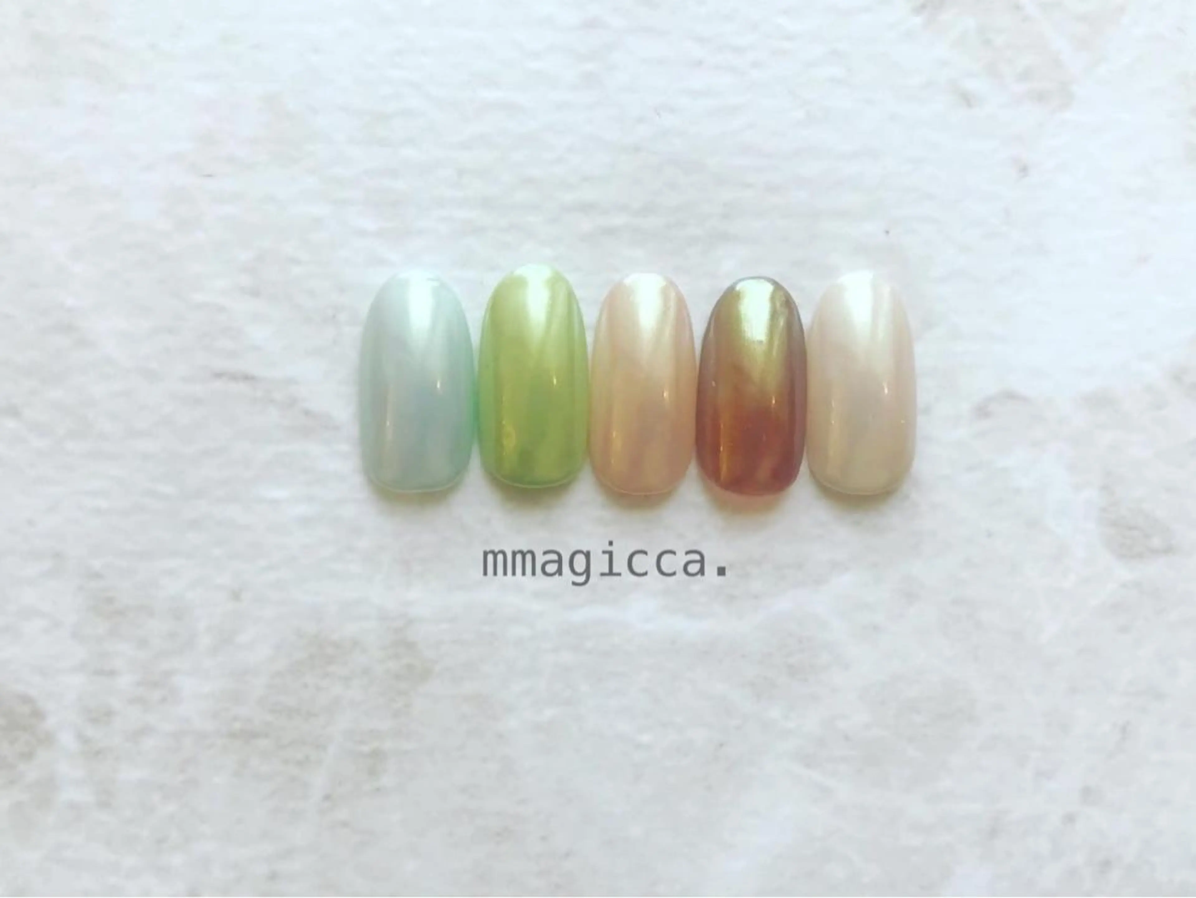 ネイル ジェルネイル mmagicca. 【 まじか. 】のネイルデザイン