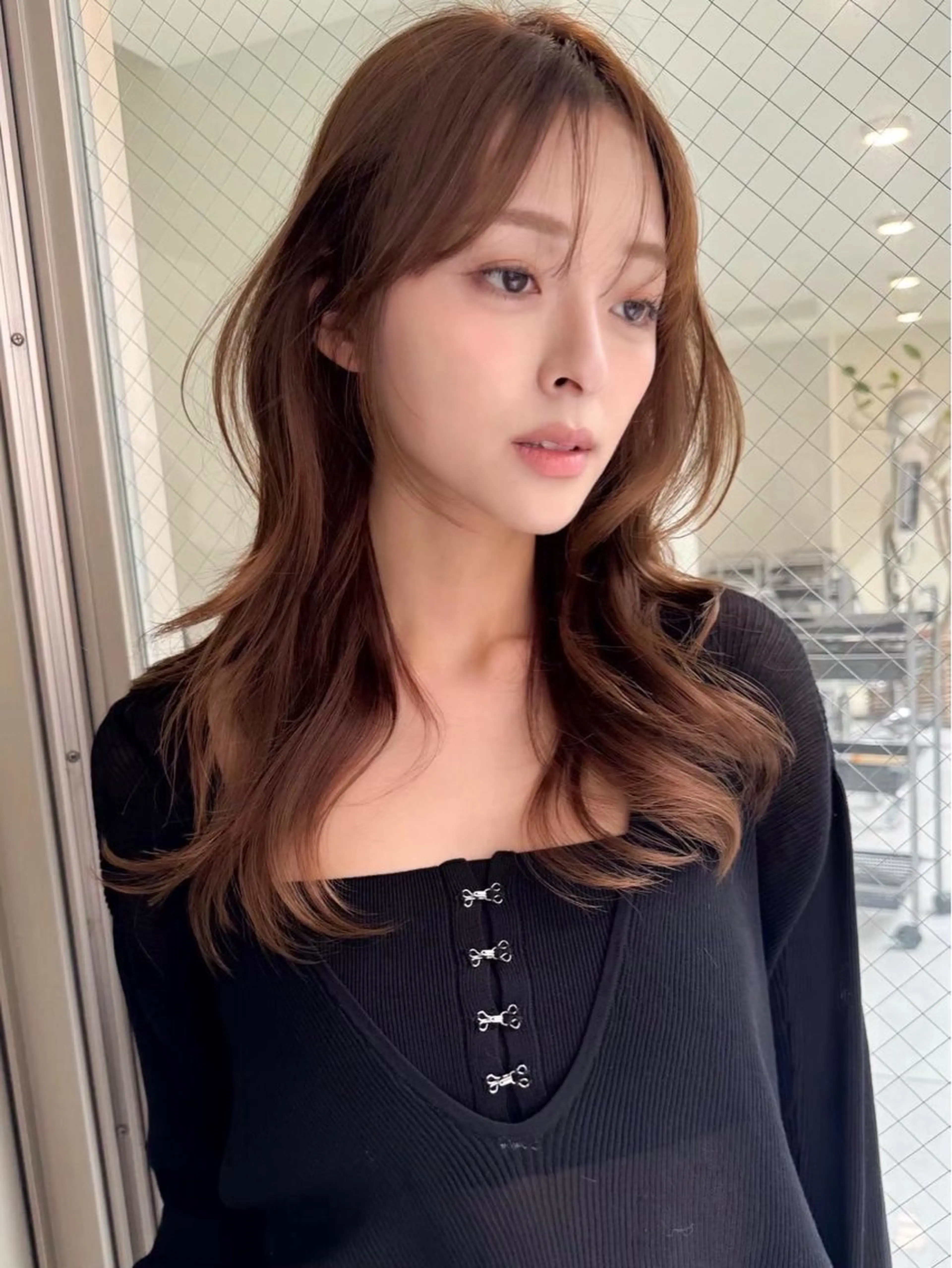 セミロング ヘアカラー 🎀 うる艶透明感 カラー / 錦糸町のヘアスタイル