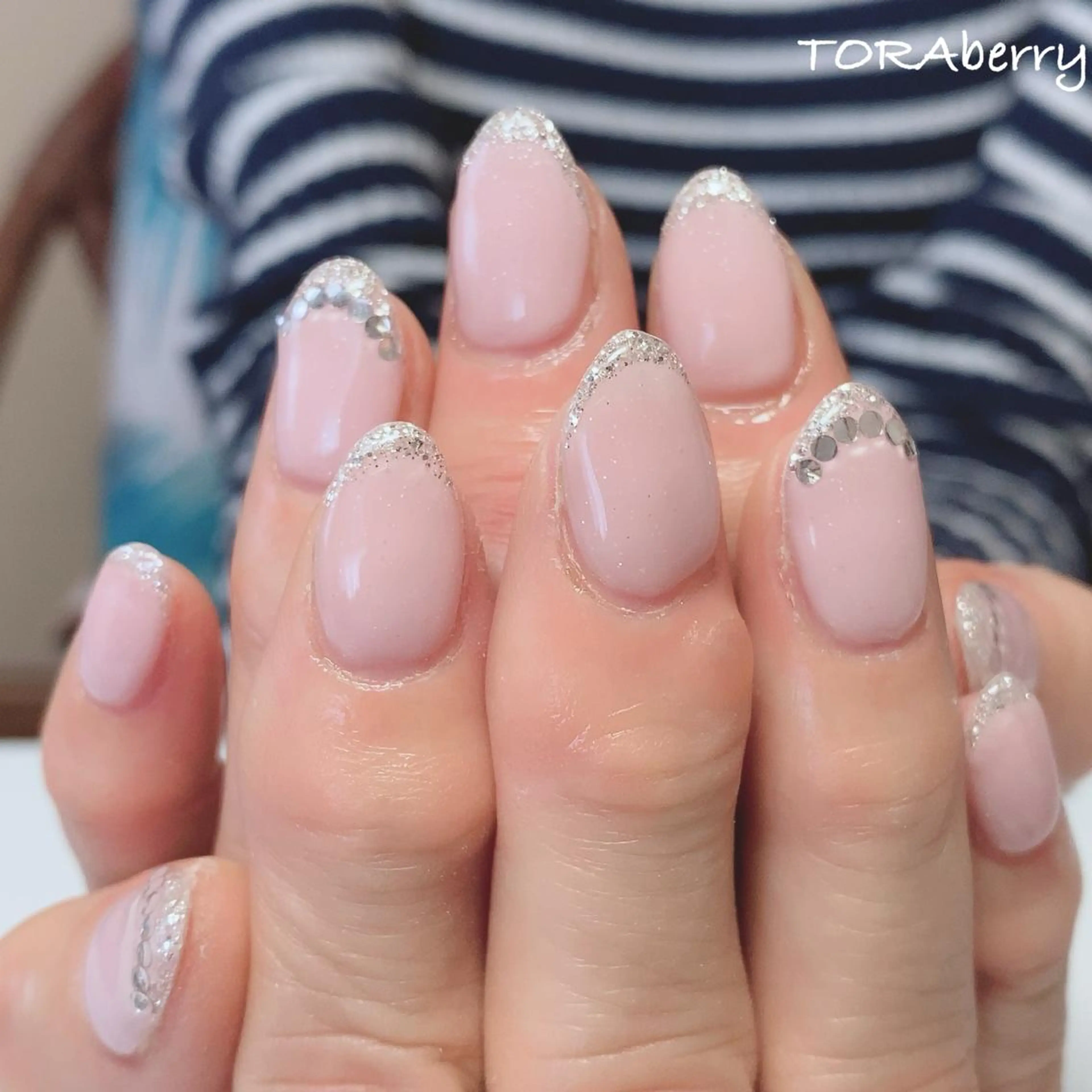 ネイル ハンドネイル ネイリスト なつみのネイルデザイン