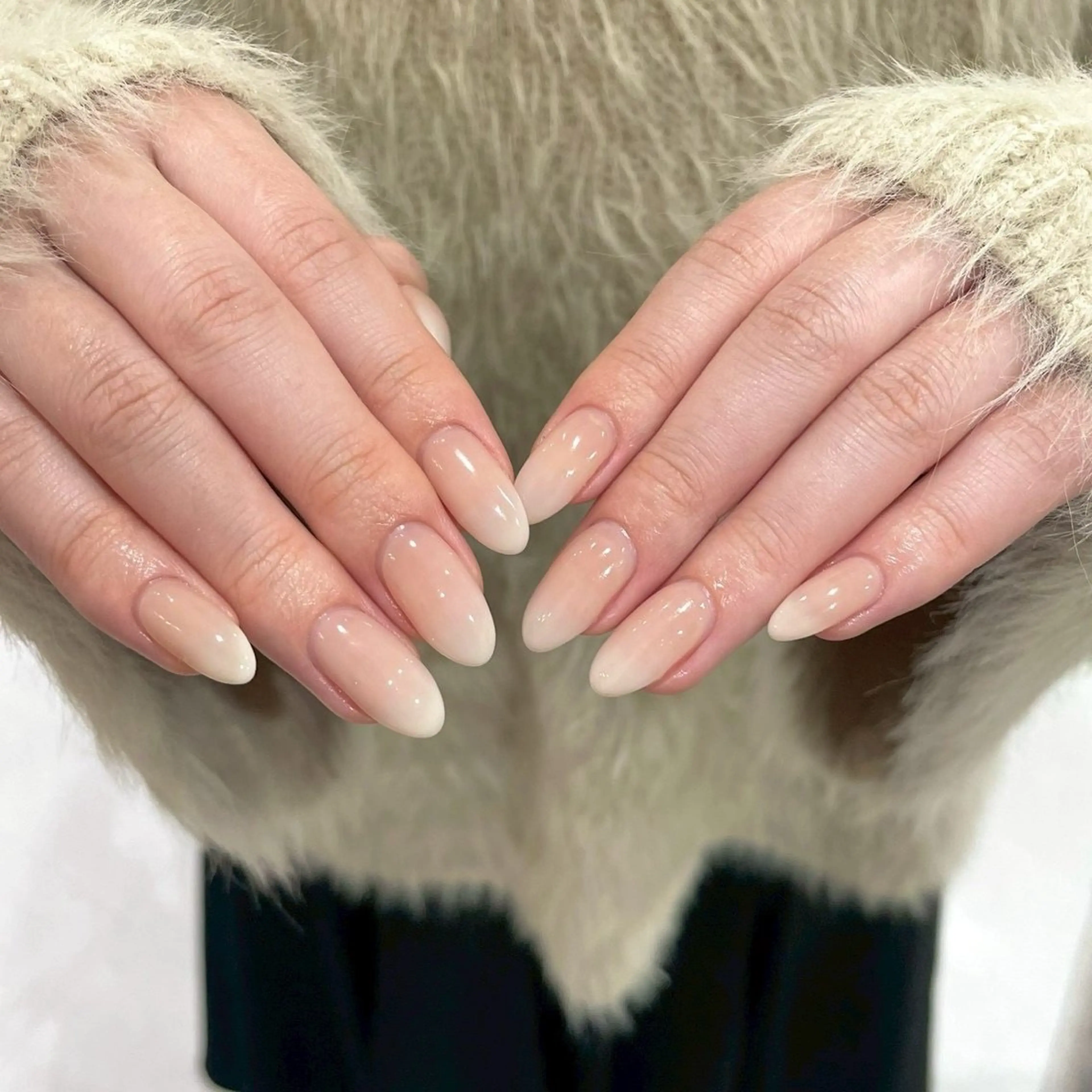 ネイル ハンドネイル NON🎀韓国 シンプルワンホン🎀のネイルデザイン