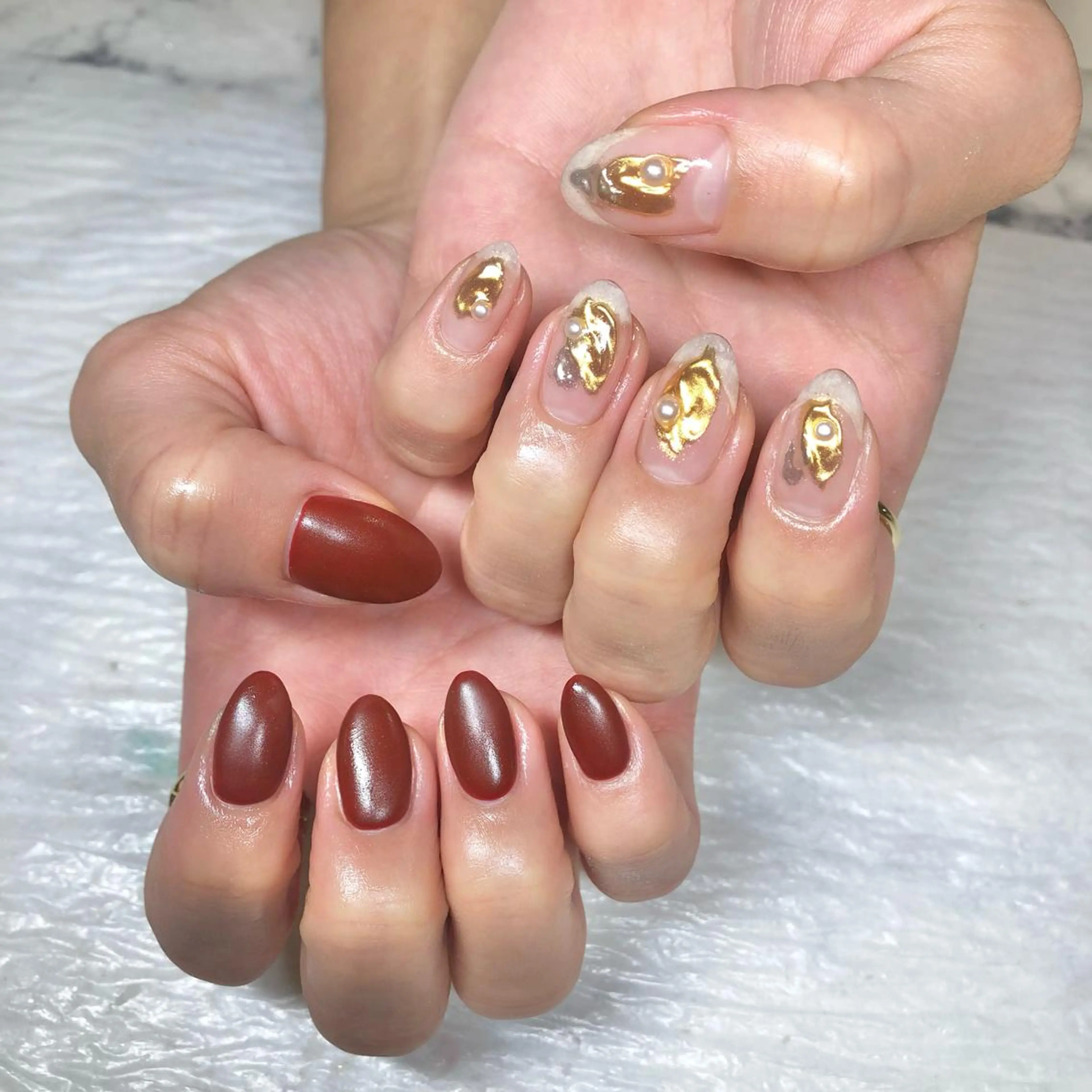 ネイル ボルドー ゴールド ミラーネイル いちじゅう あおいのネイルデザイン