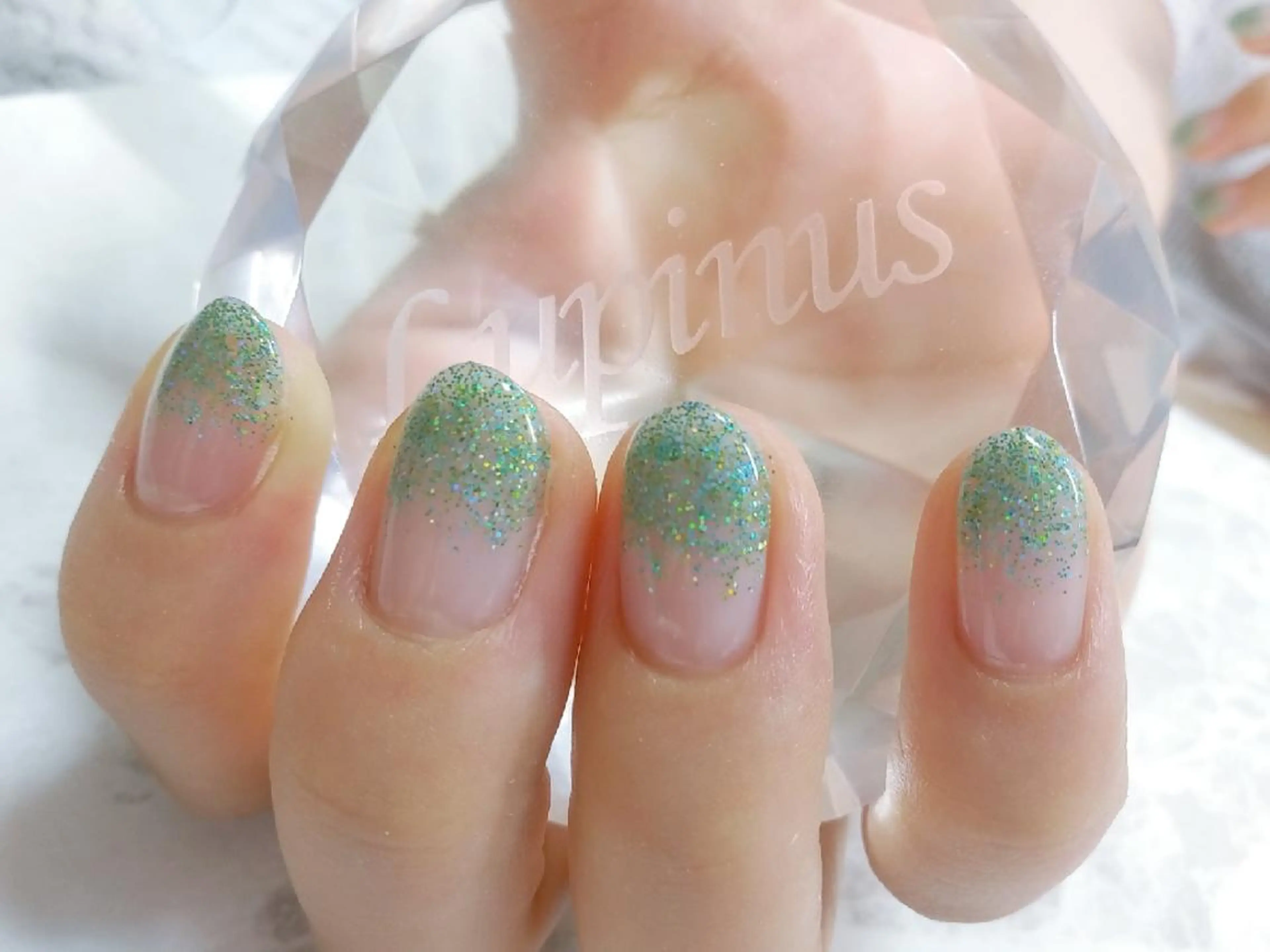 ネイル グラデーション ラメ(グリッター) ラメグラデーション ハンドネイル フットネイル Lupinus ルピナスのネイルデザイン