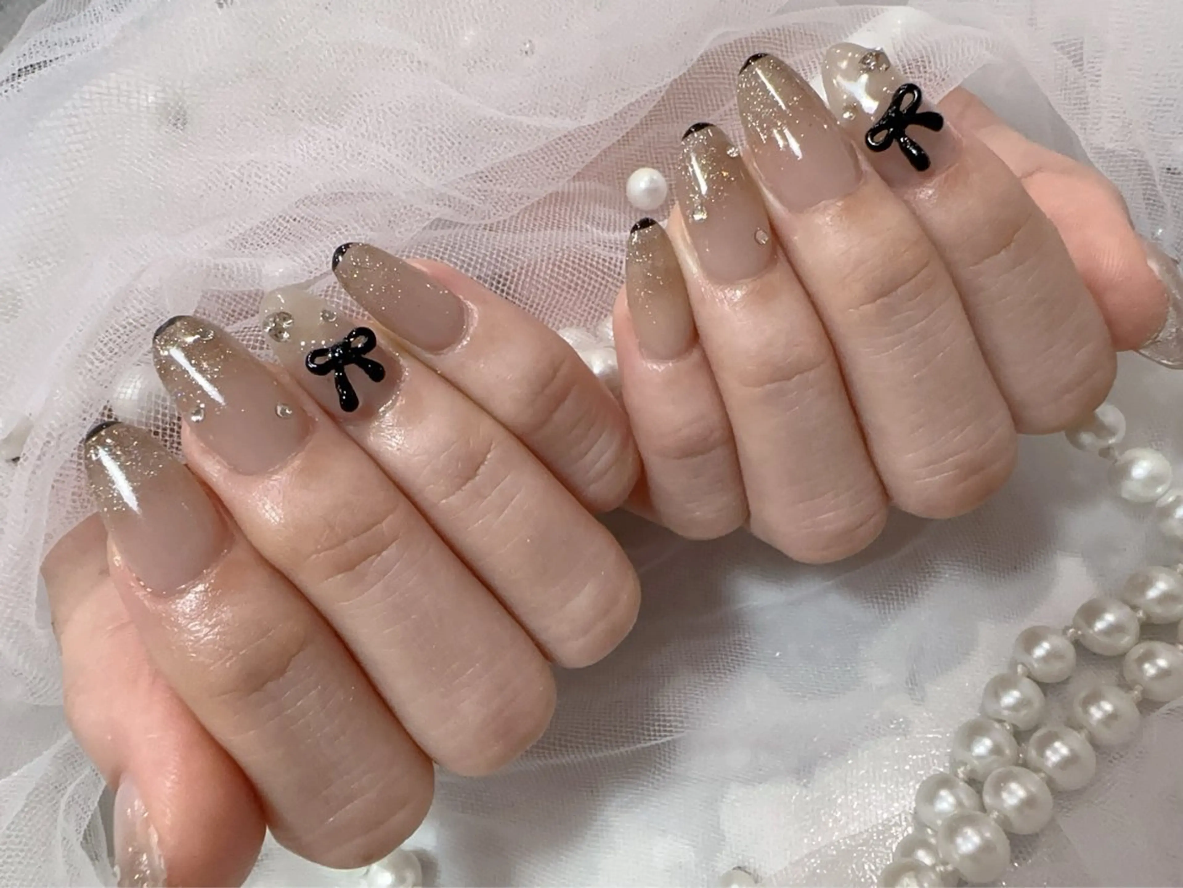 ネイル アートネイル フラッシュネイル フレンチネイル ジェルネイル ガラスフレンチ ハンドネイル You&Me Miyuのネイルデザイン