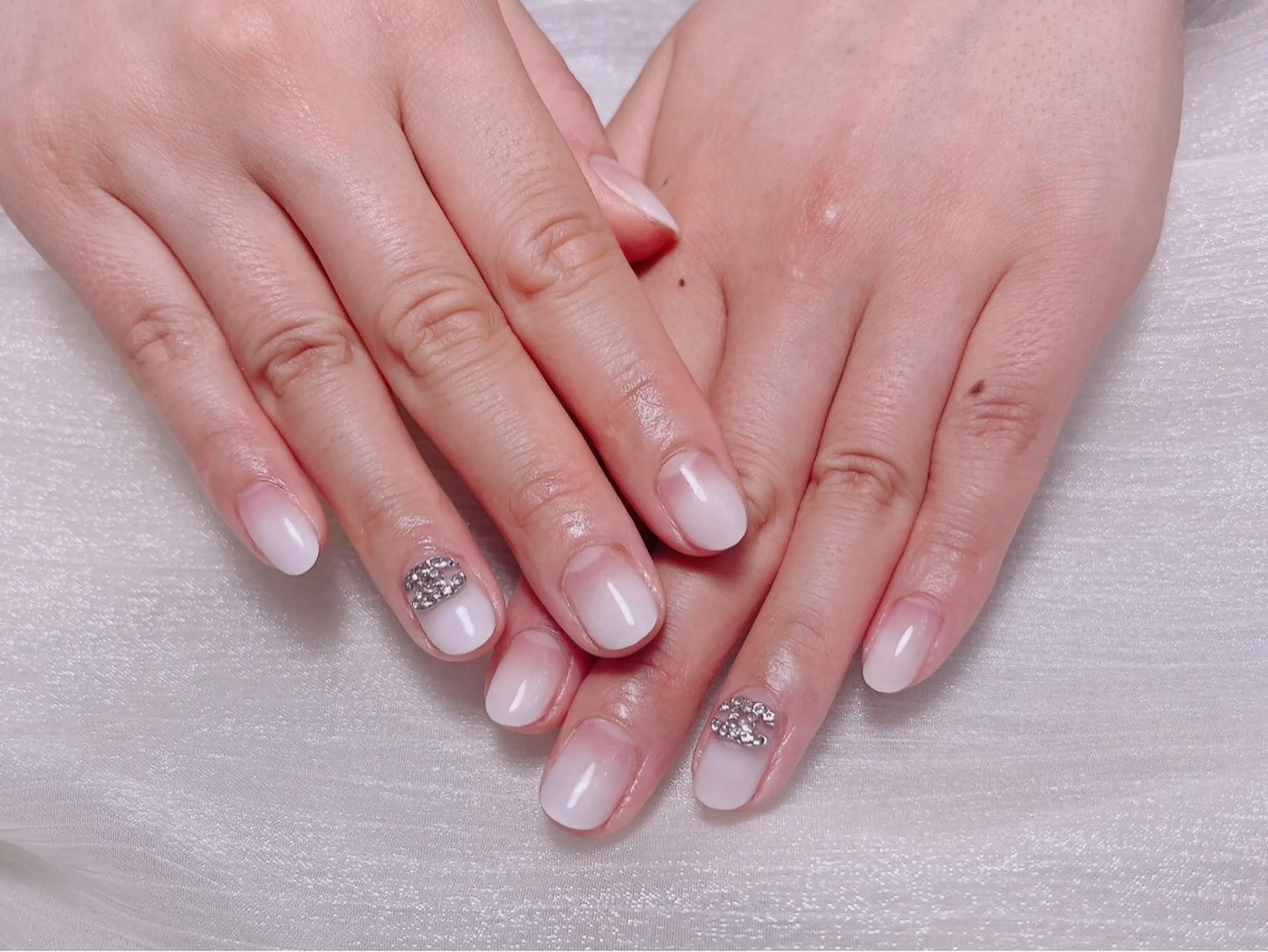 ネイル ハンドネイル ネイルサロン KARIのネイルデザイン