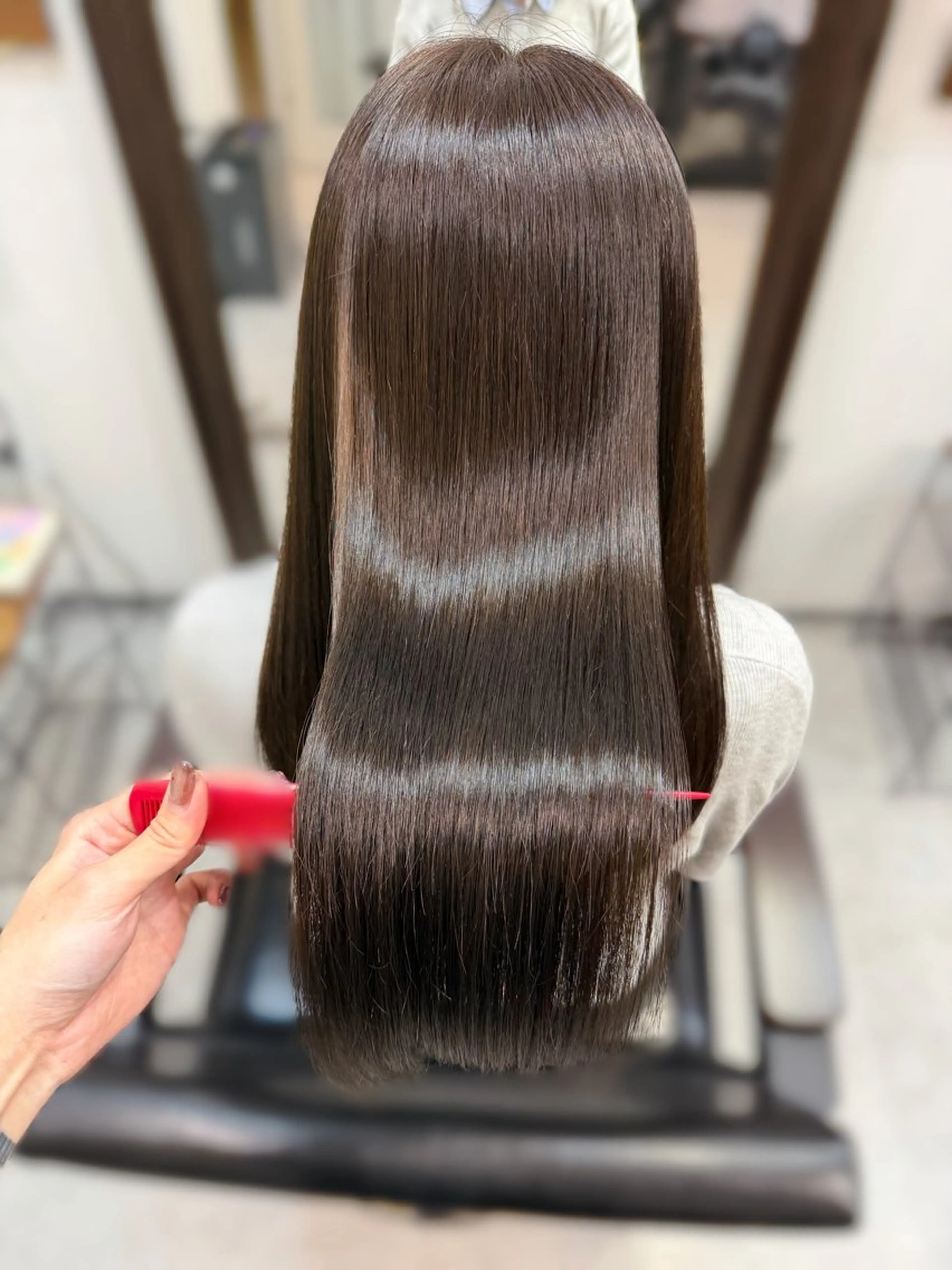 カラー カット ヘアカラー トリートメント たぴ。ぱつっとボブ/ つや髪🍒髪質改善のヘアスタイル