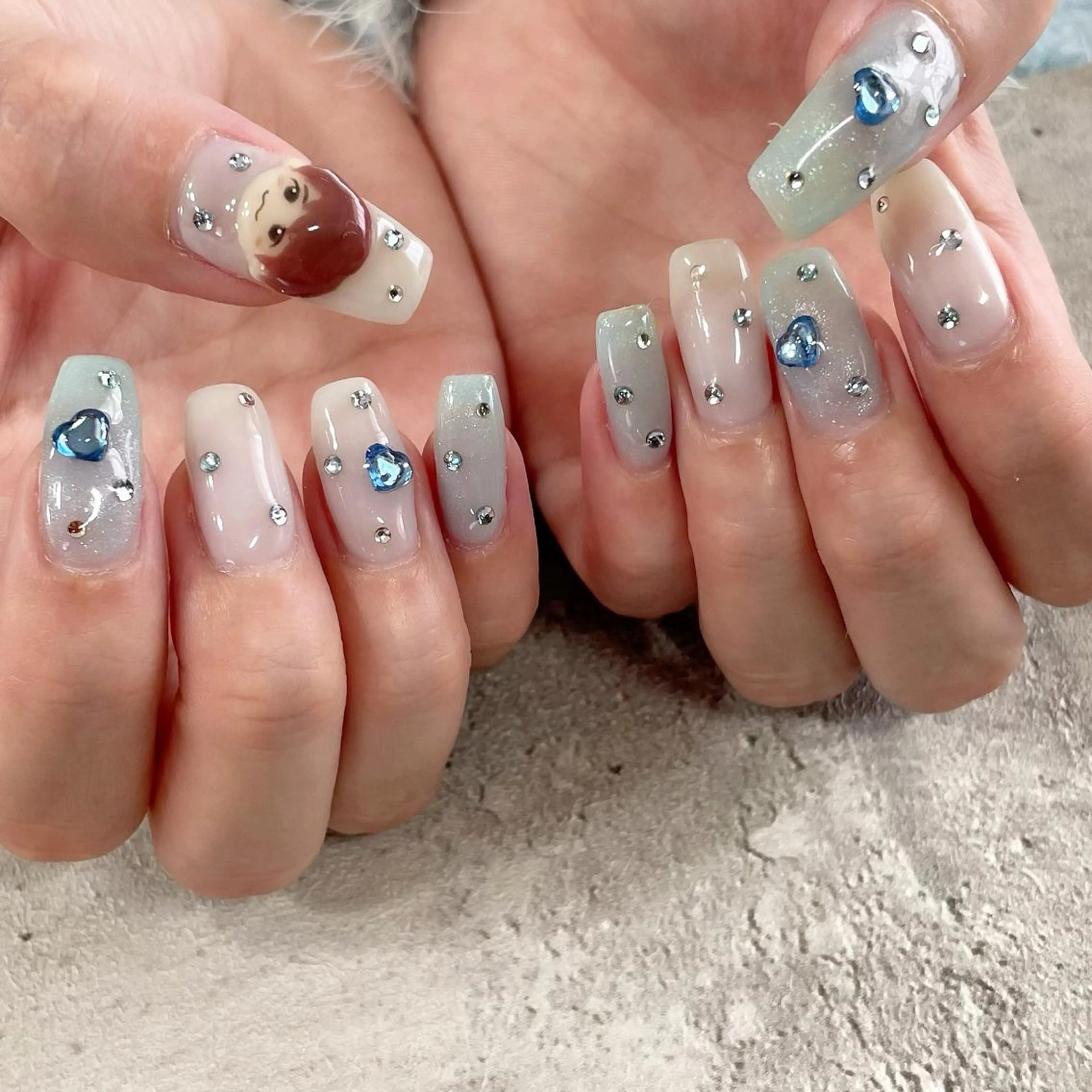 ネイル ジェルネイル 東 千夏のネイルデザイン