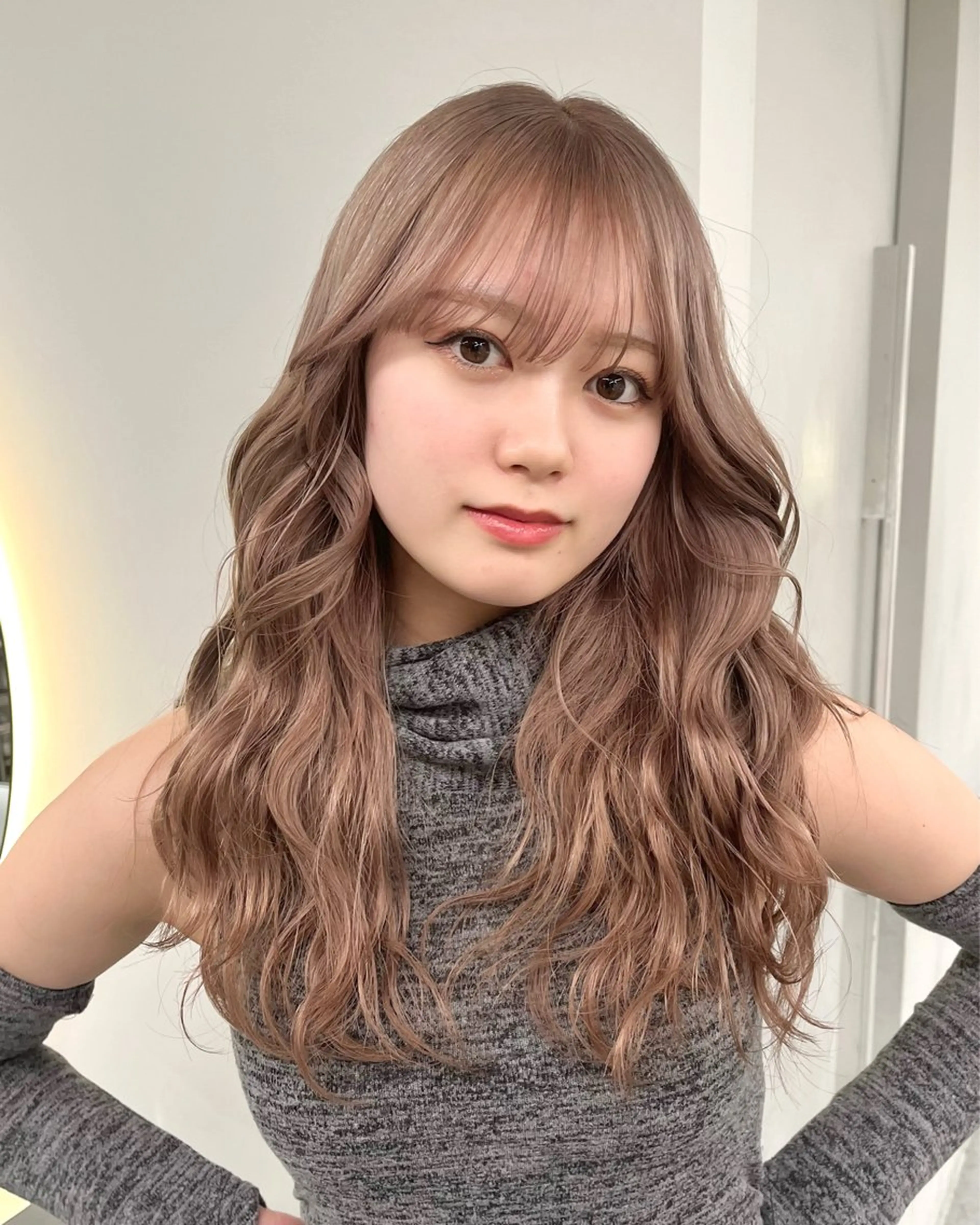 カラー 艶ブリーチ/表参道 ハイトーン /実乃梨のヘアスタイル