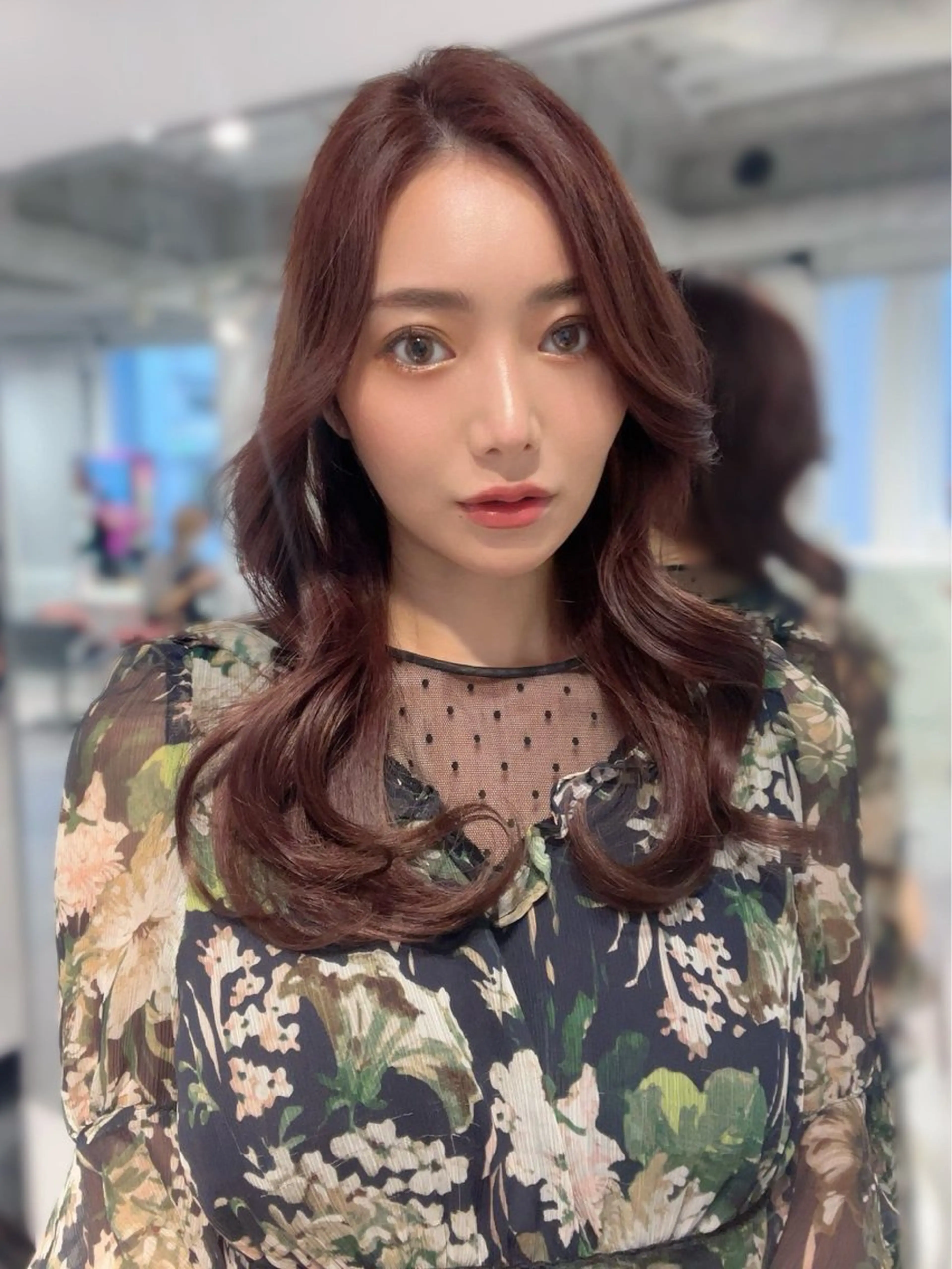 セミロング カラー ブラウンカラー ピンクカラー ピンクブラウン 顔周りカット 韓国風ヘア カット ヘアカラー トリートメント 韓国ハッシュカット/ 新宿/髪質改善/岡崎のヘアスタイル