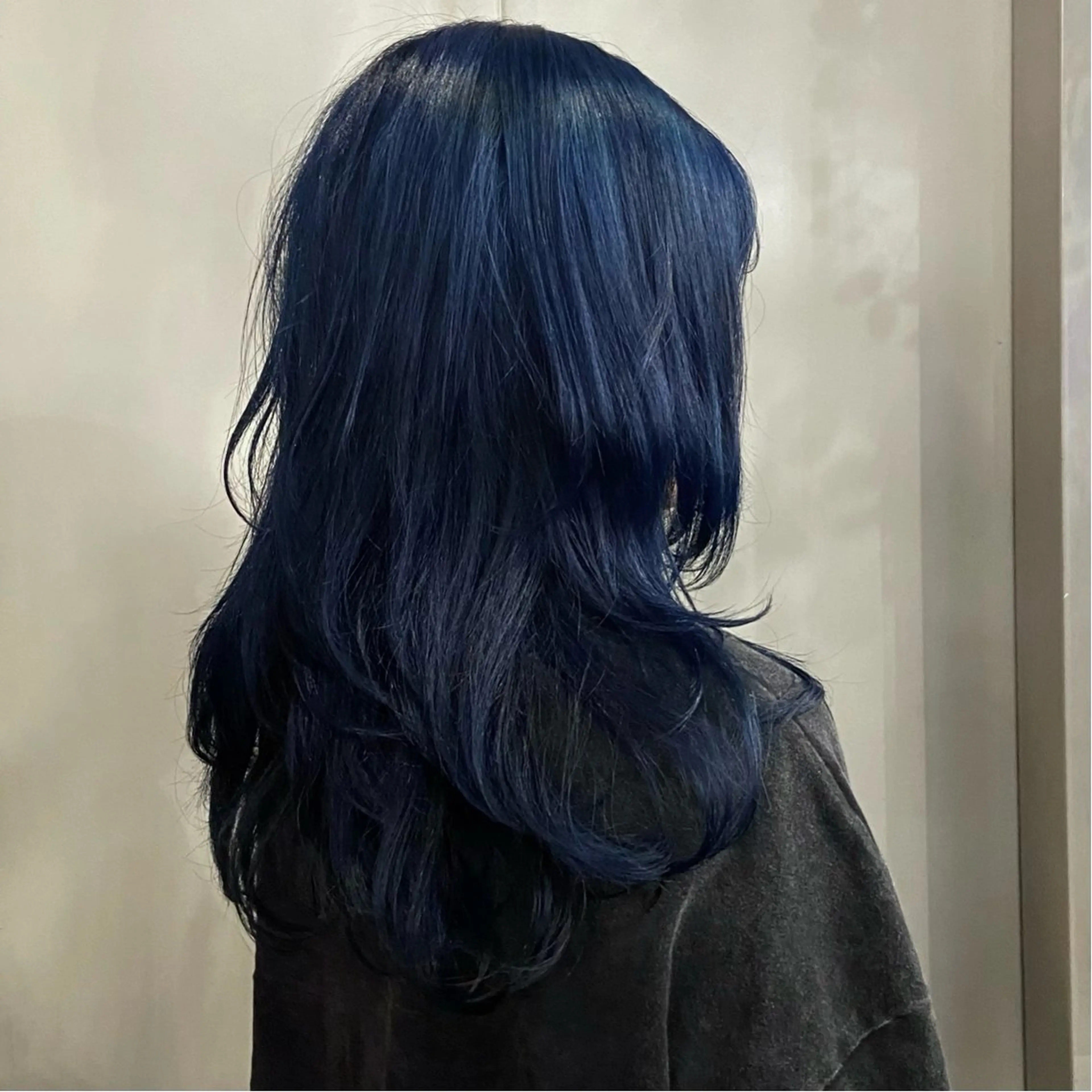 セミロング カラー ブルーカラー ヘアカラー エルベスアクト志木店 SHIINAのヘアスタイル