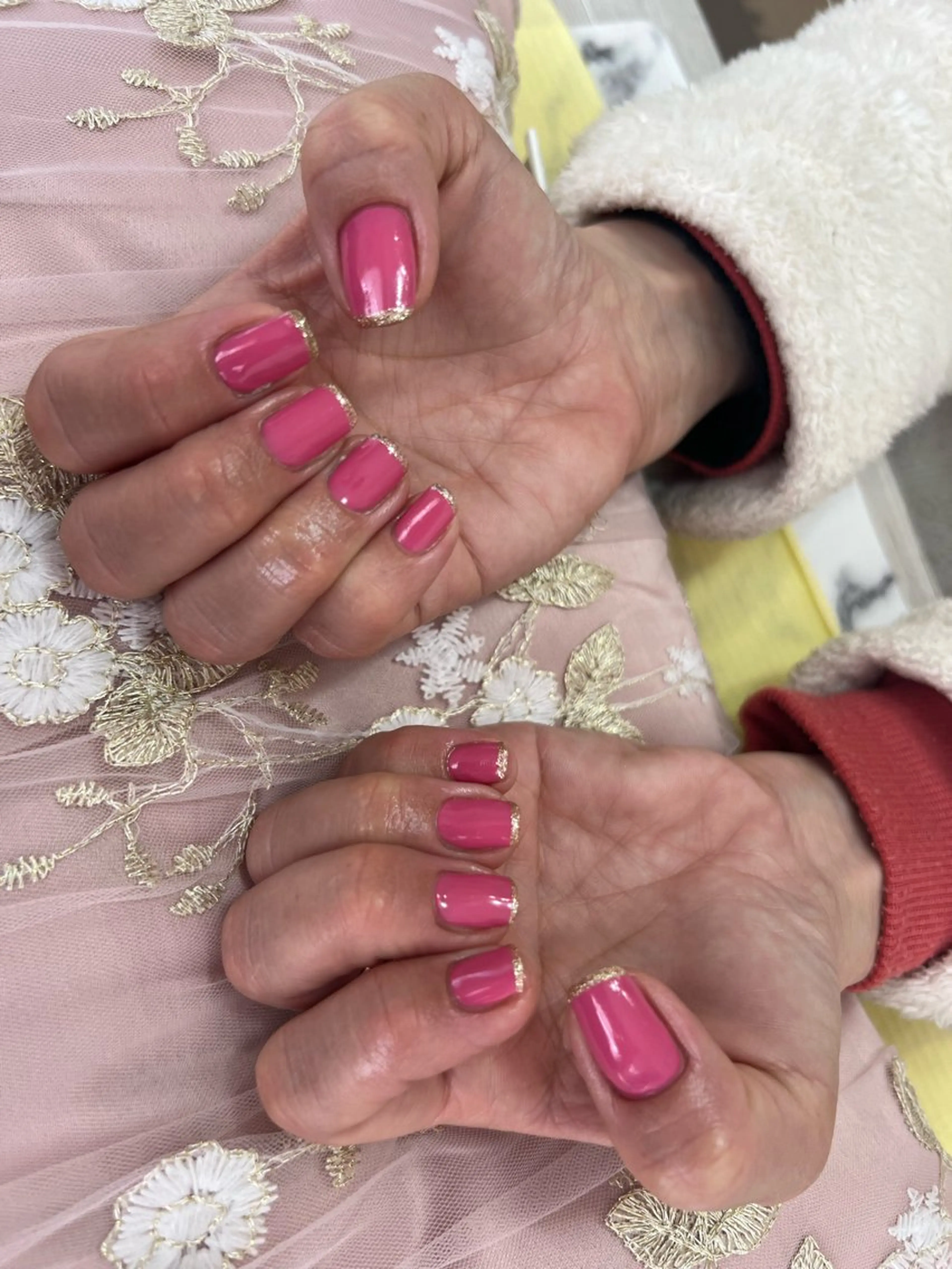 ネイル ゴールド ラメ(グリッター) ピンク Luminous ⭐︎のネイルデザイン