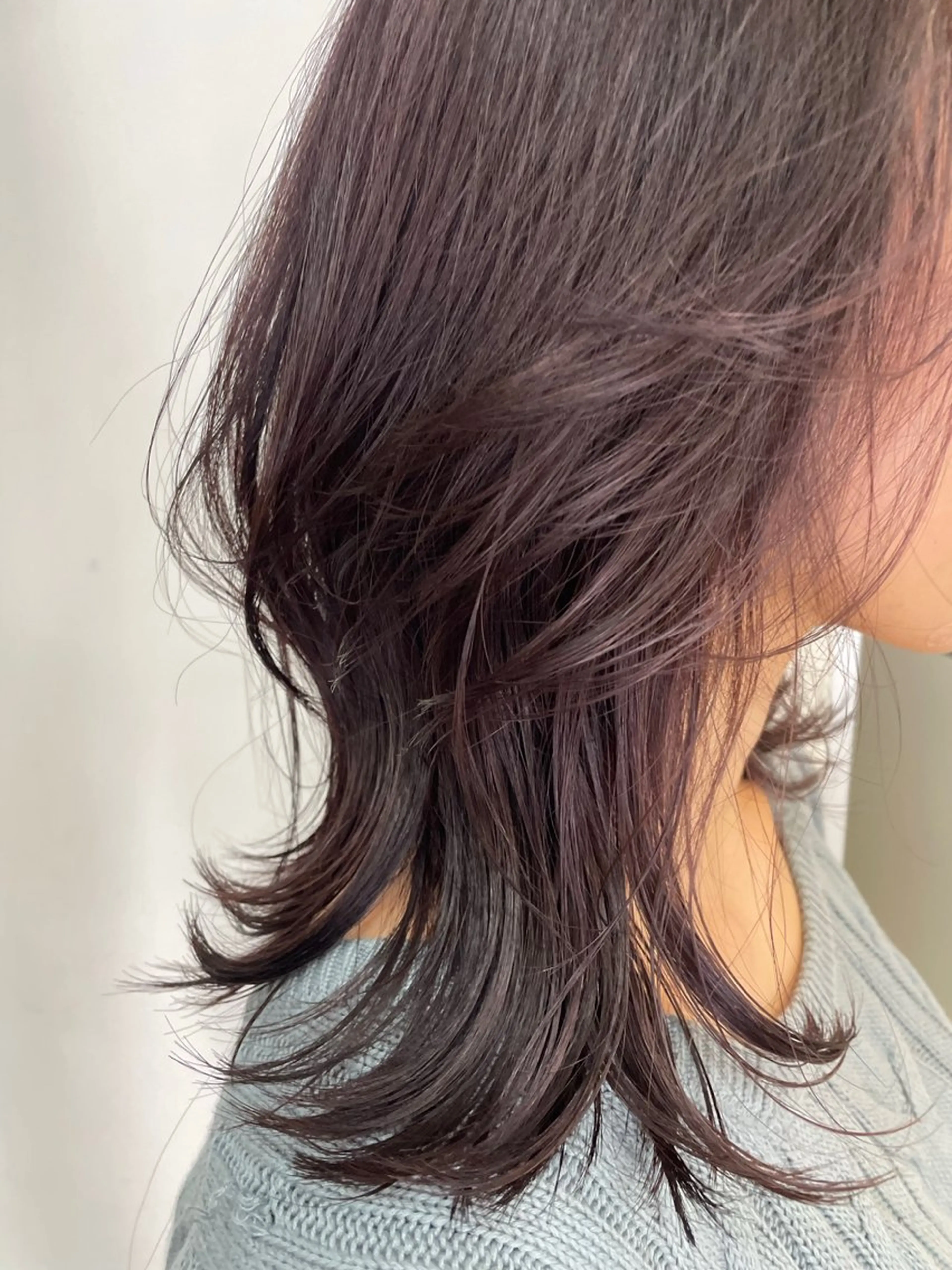 ミディアム カラー ブラウンカラー ピンクカラー ピンクブラウン ヘアカラー トリートメント ナナ/大阪心斎橋/ レイヤーカットのヘアスタイル