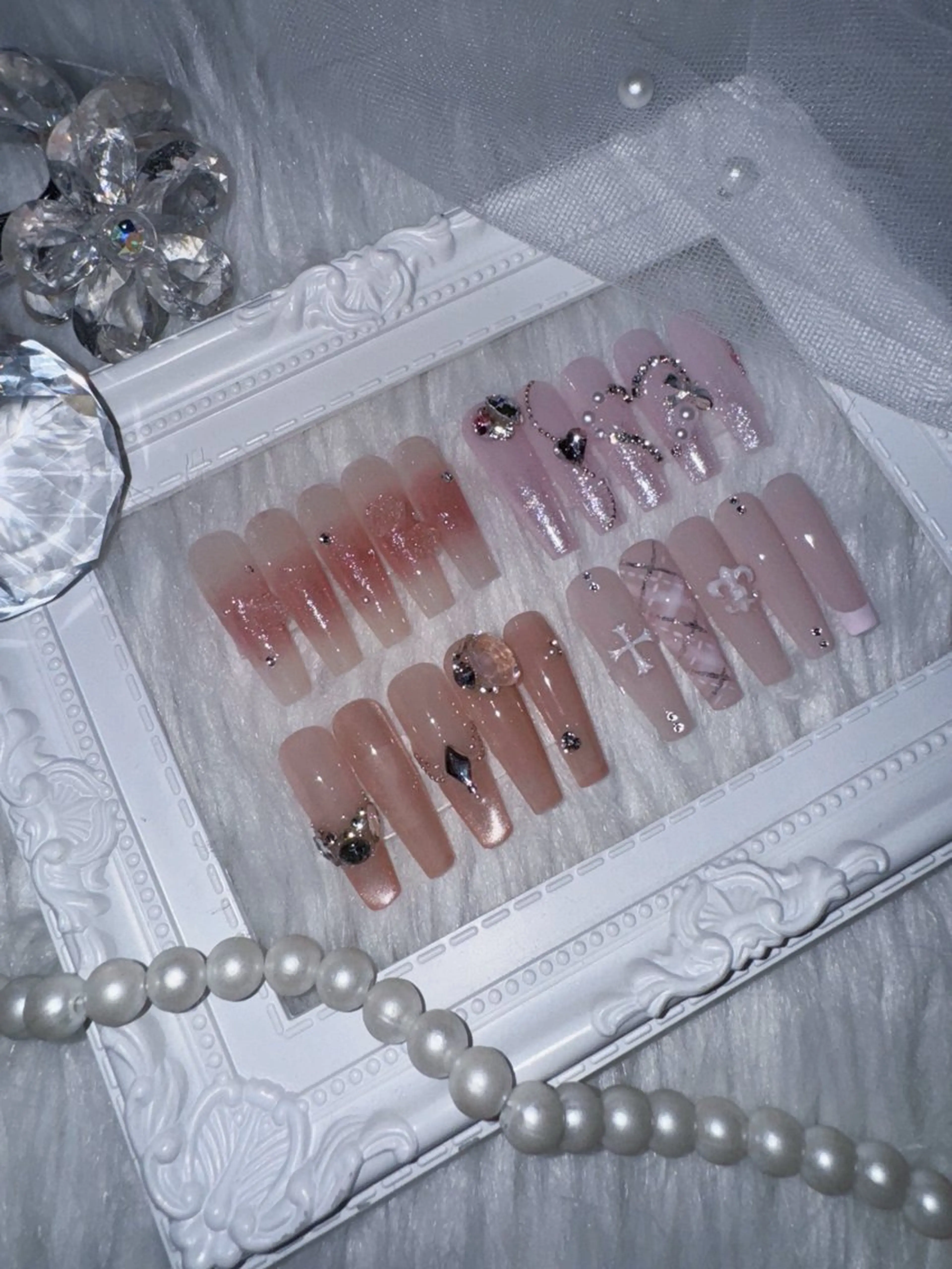 ネイル ハンドネイル Yudia Minoriのネイルデザイン