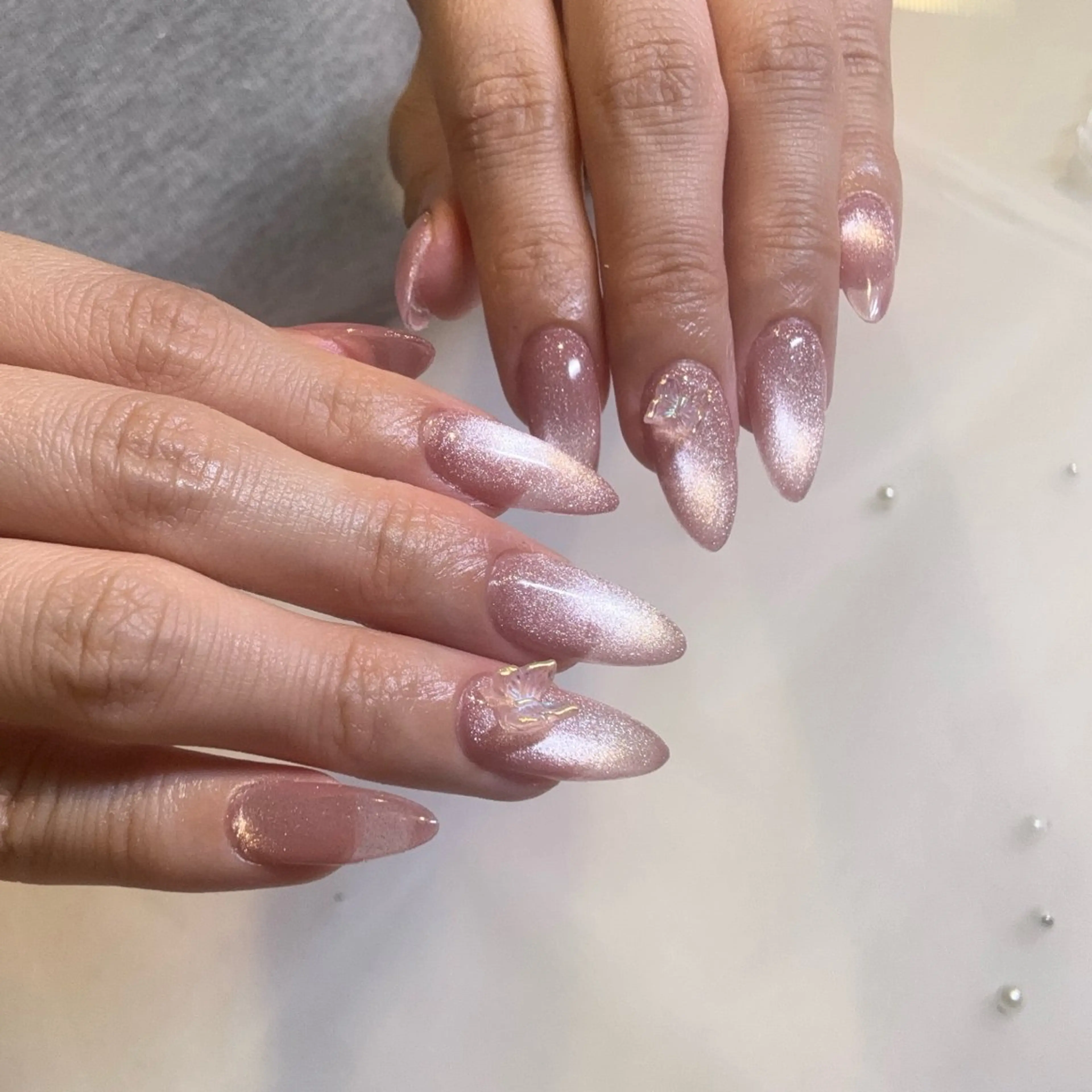 ネイル マグネットネイル オフィスネイル シンプルネイル AKANE 🧴のネイルデザイン