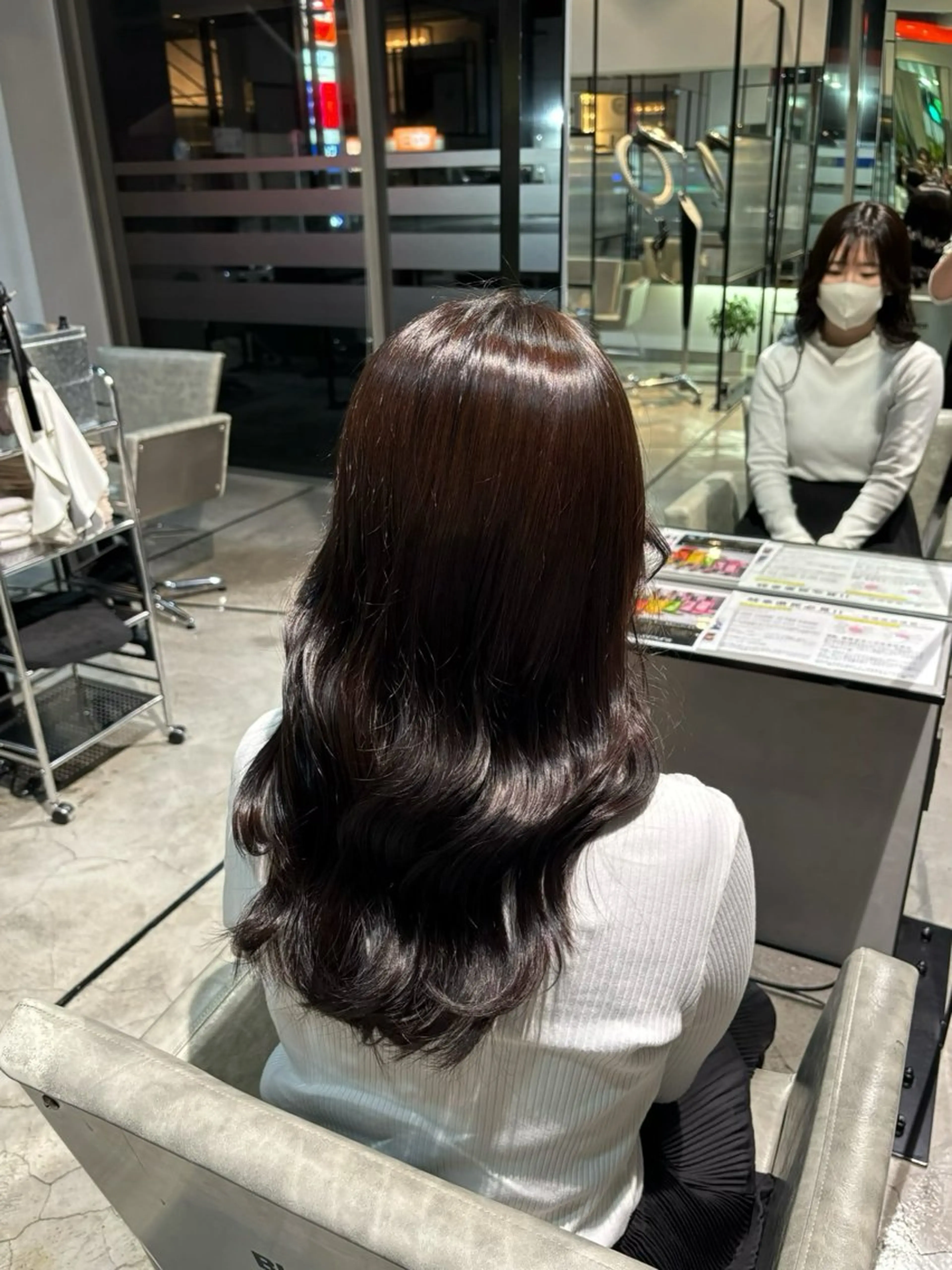 カラー 韓国ヘア/透明感カラ ー/メンズレディースのヘアスタイル